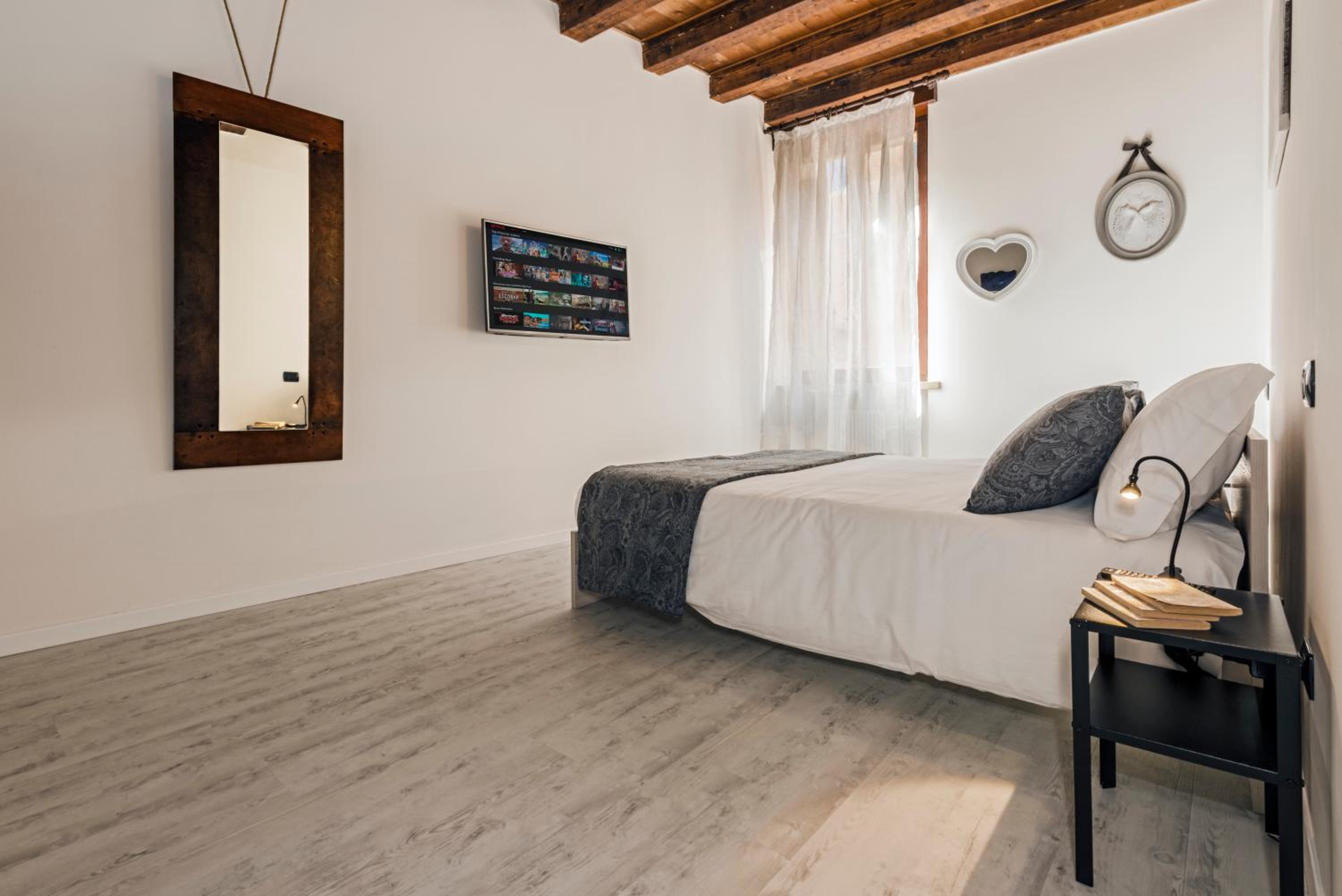 Ponte Postumio Home