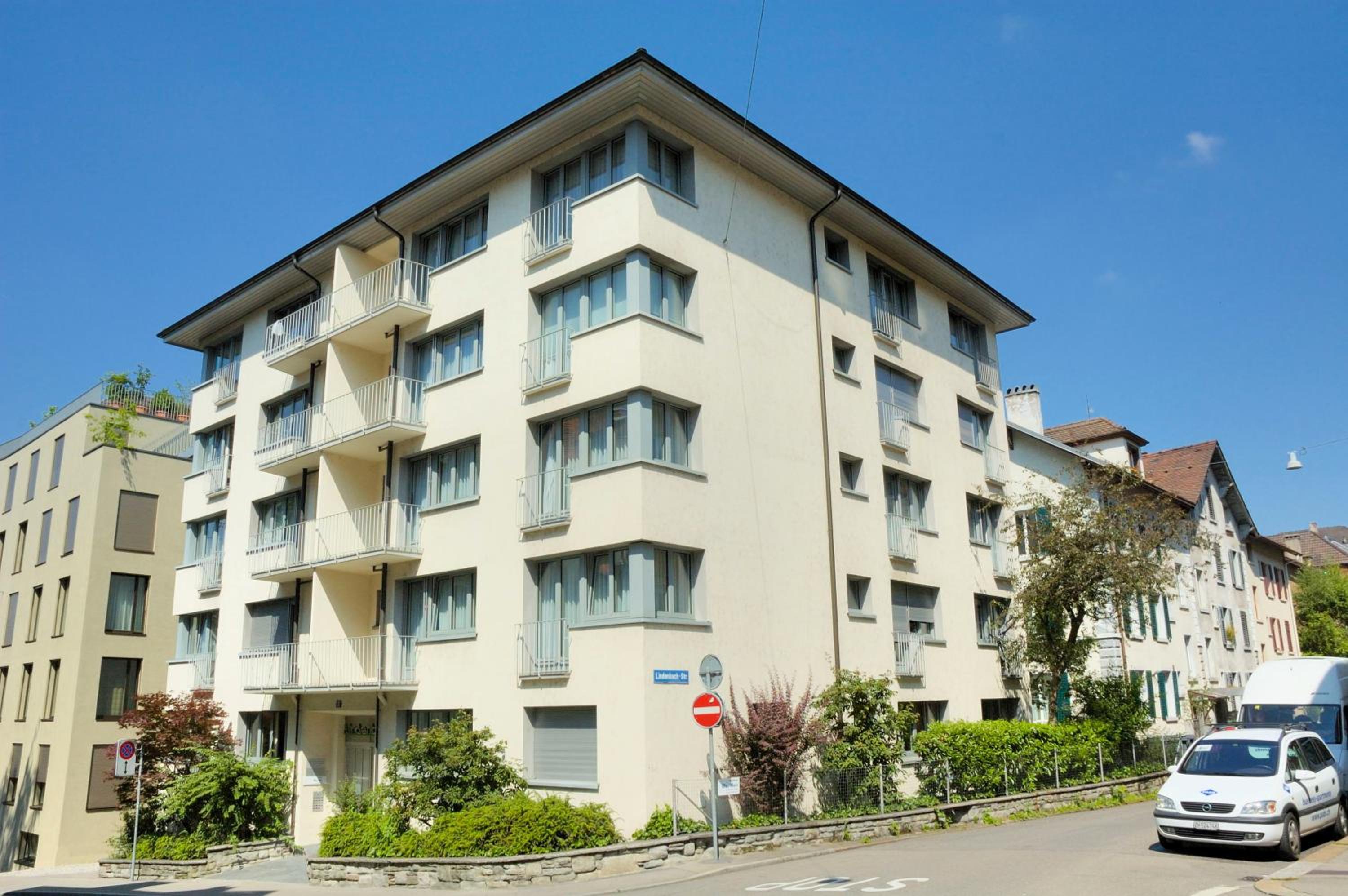 Nice 1BR flat in the city center - Crown 3