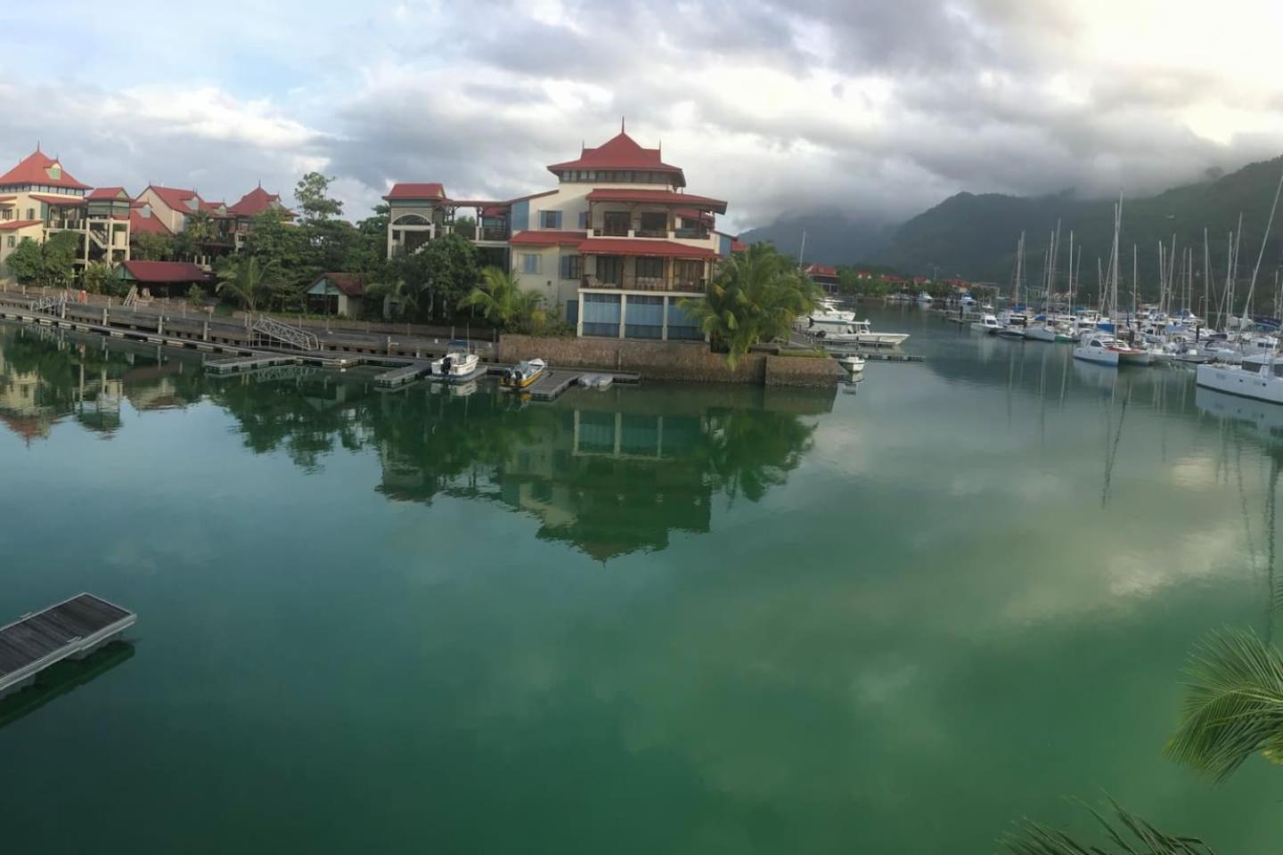 Eden Island Gem photo 3