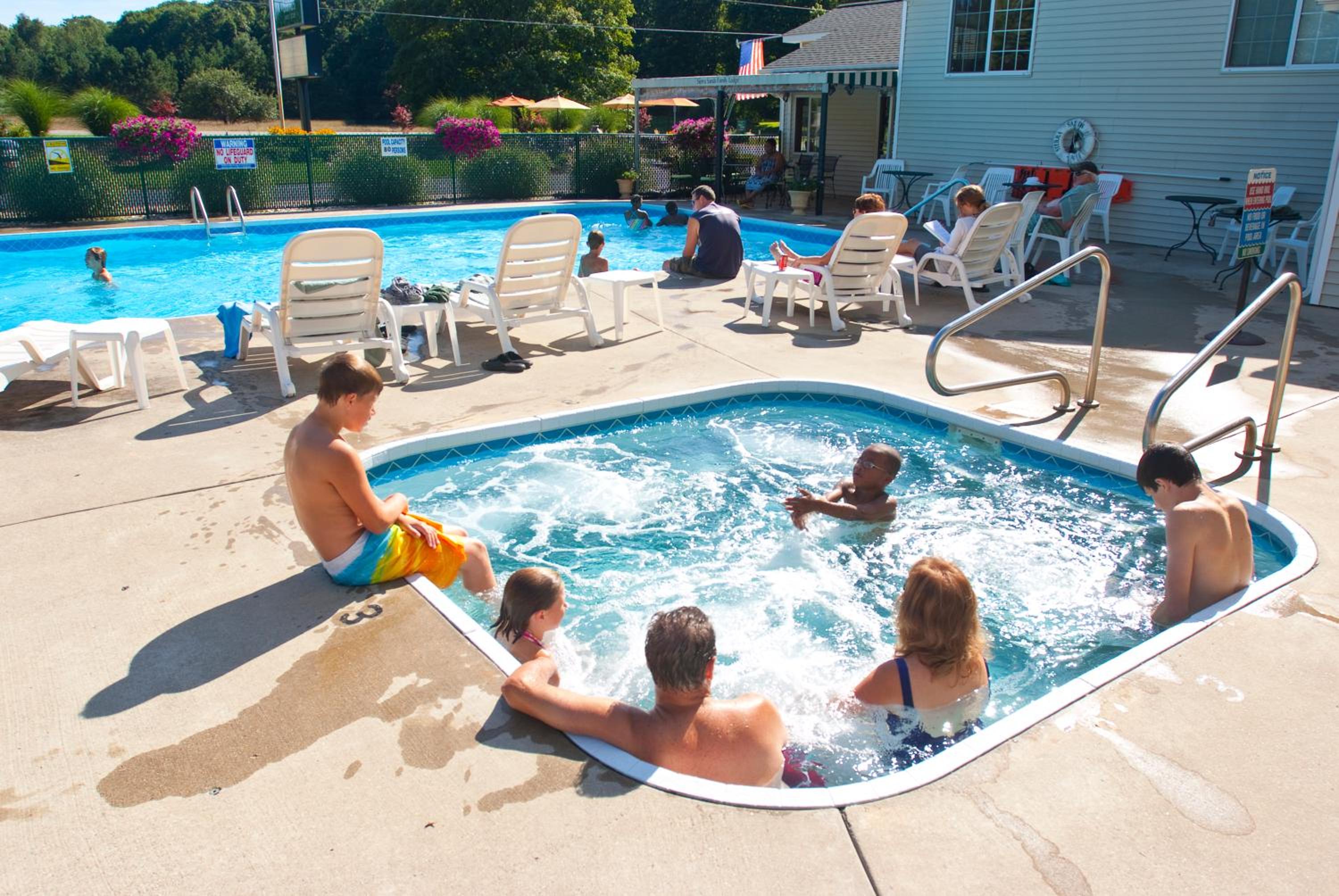 Sierra Sands Family Lodge view 2