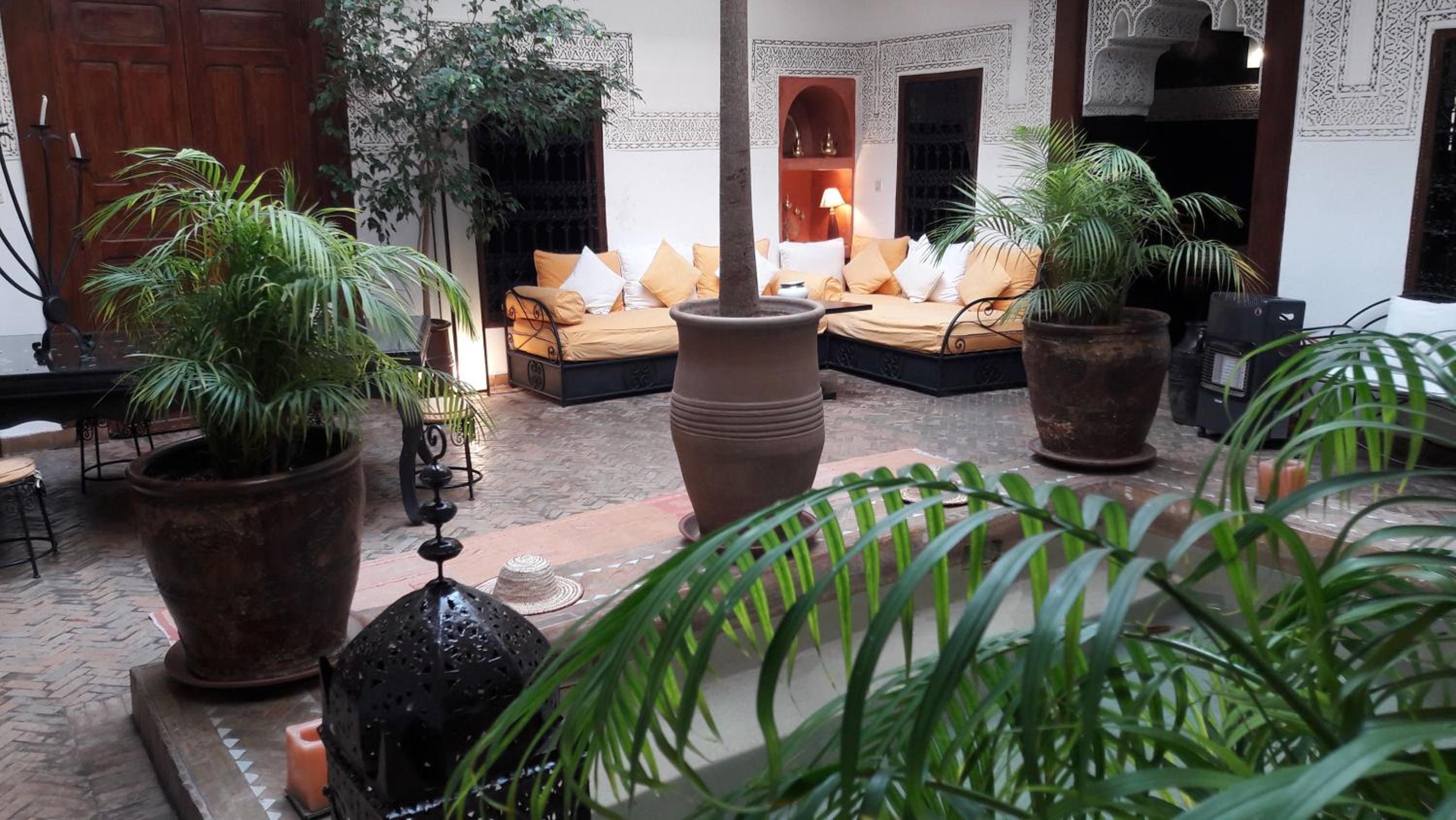 lounge