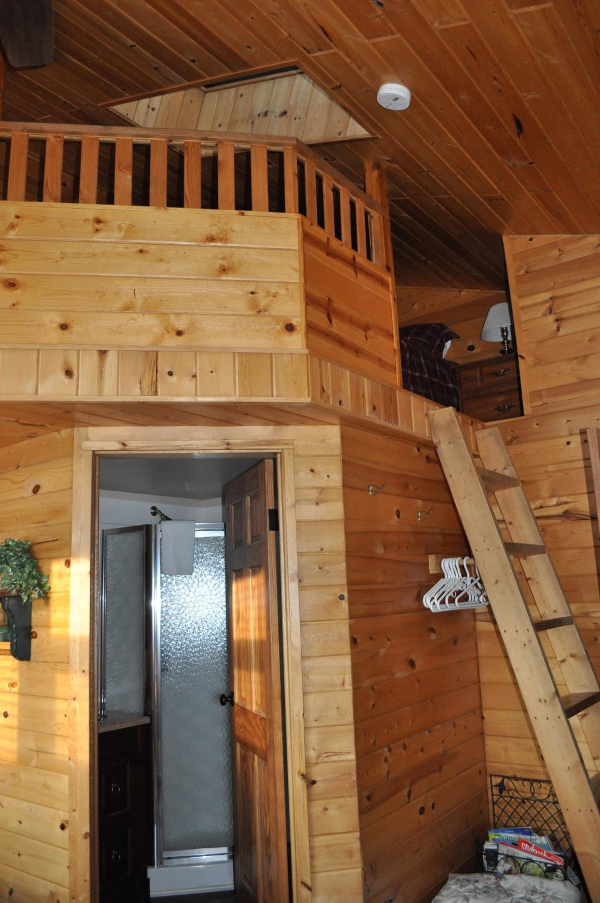 Rocky Ridge Country Lodge
