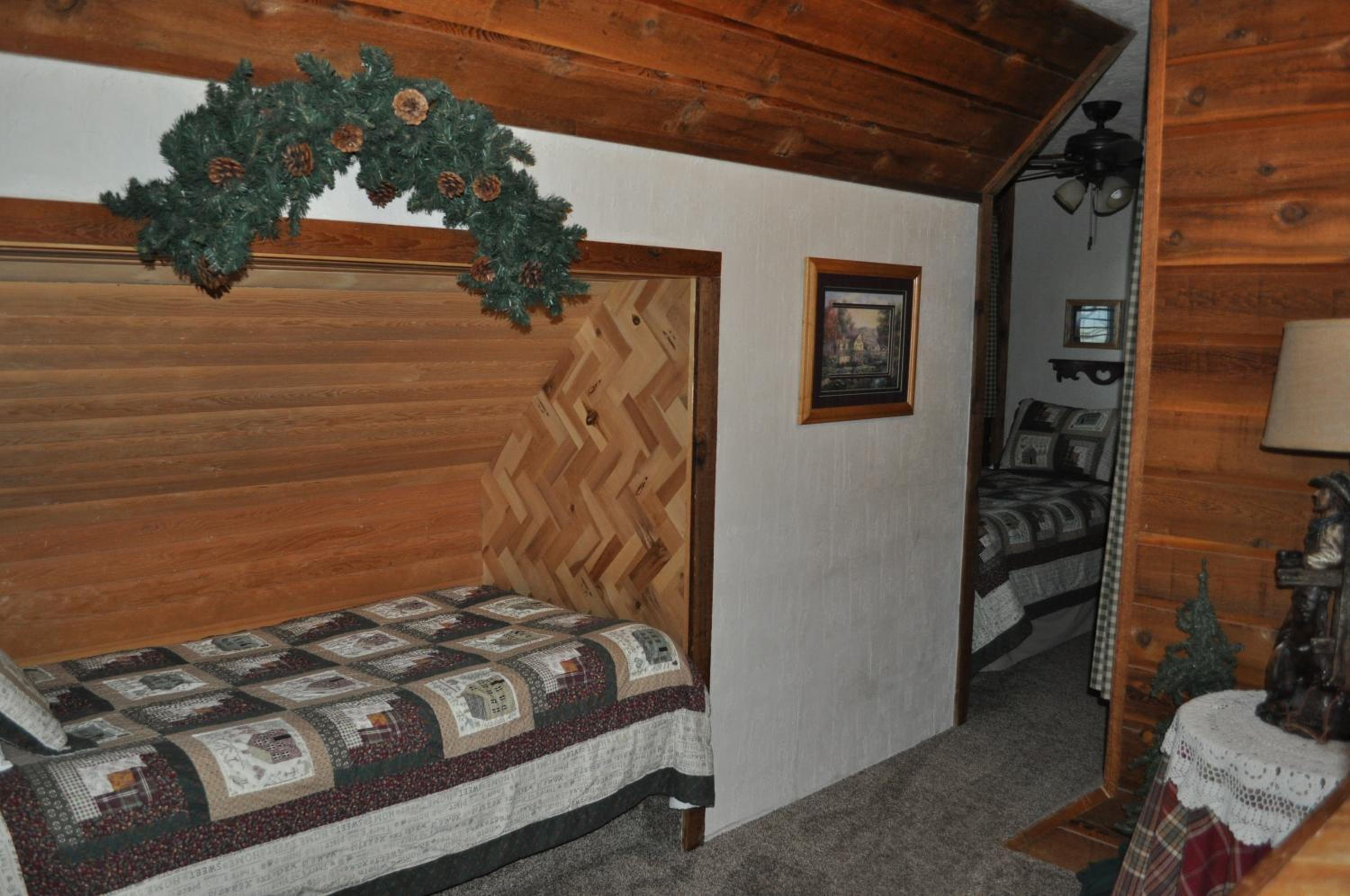 Rocky Ridge Country Lodge