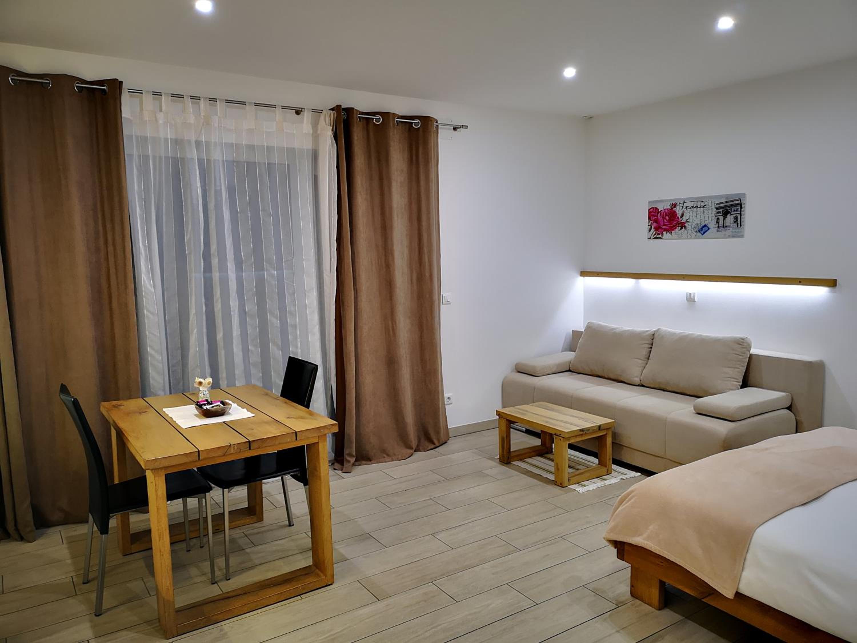 PR`FIK Apartments