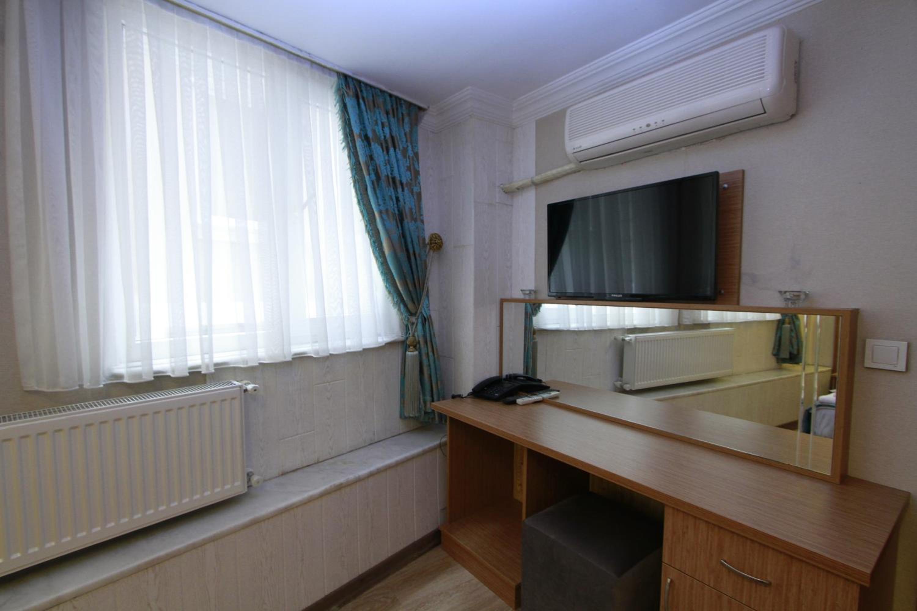 Agora Boutique Hotel & Bistro - Image 54