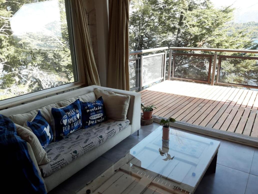 Albanta casa con costa en Bariloche