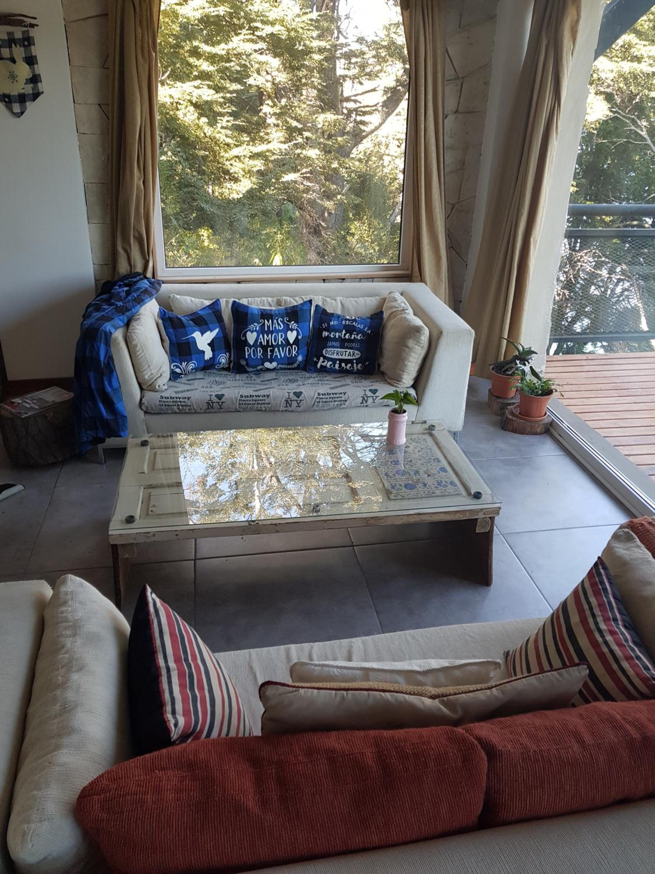 Albanta casa con costa en Bariloche