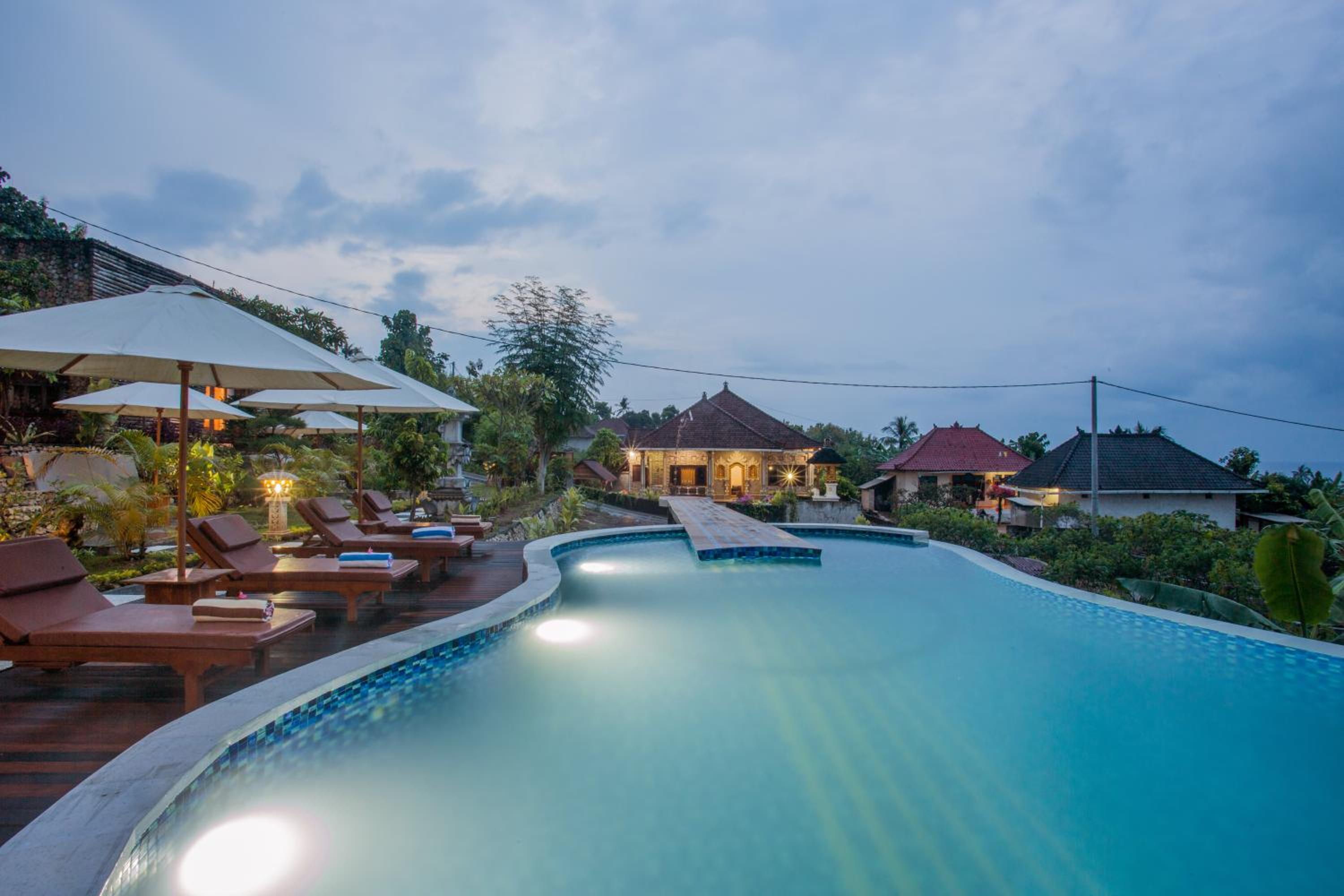 Kabeh Jati Garden Villa & Restaurant