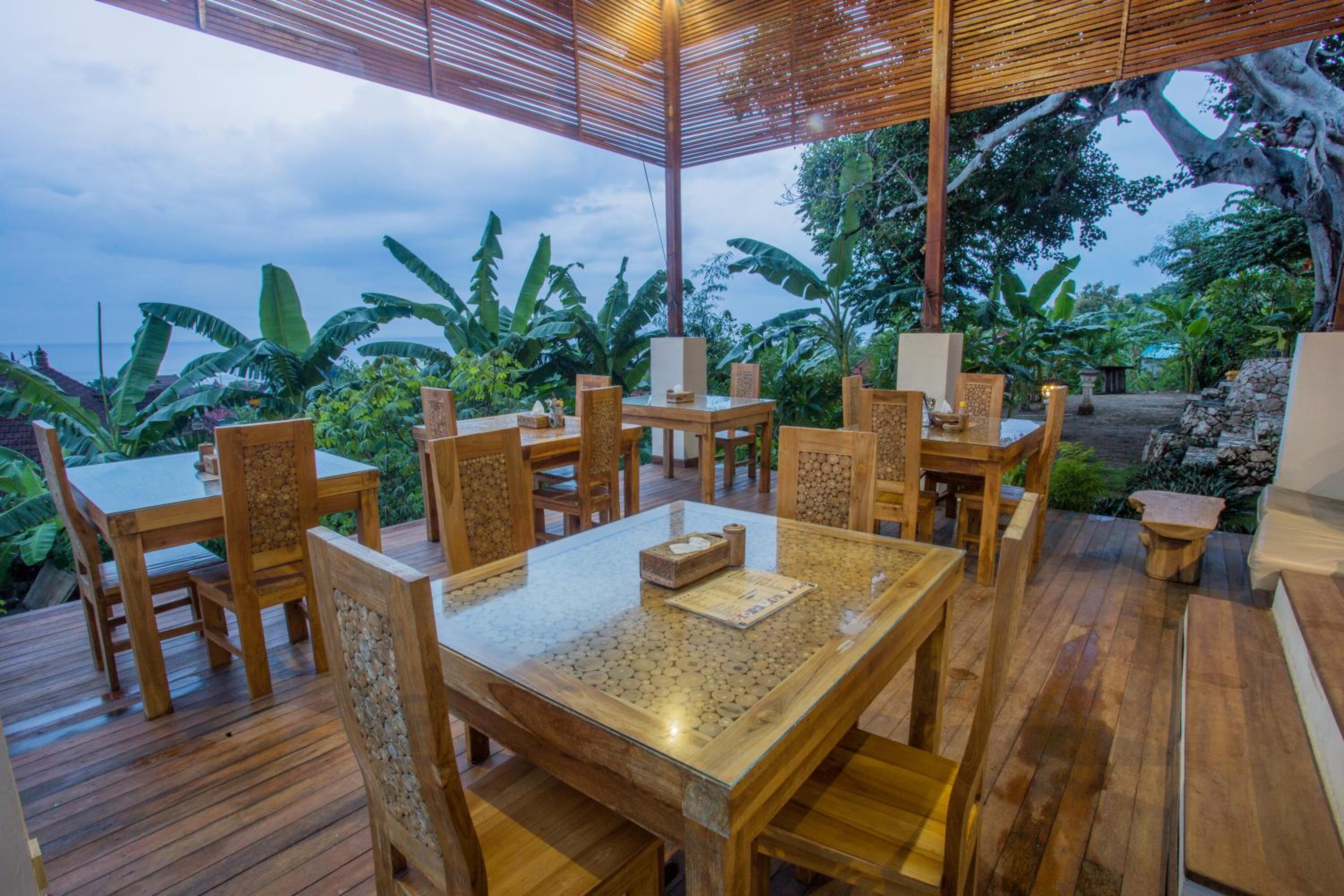Kabeh Jati Garden Villa & Restaurant