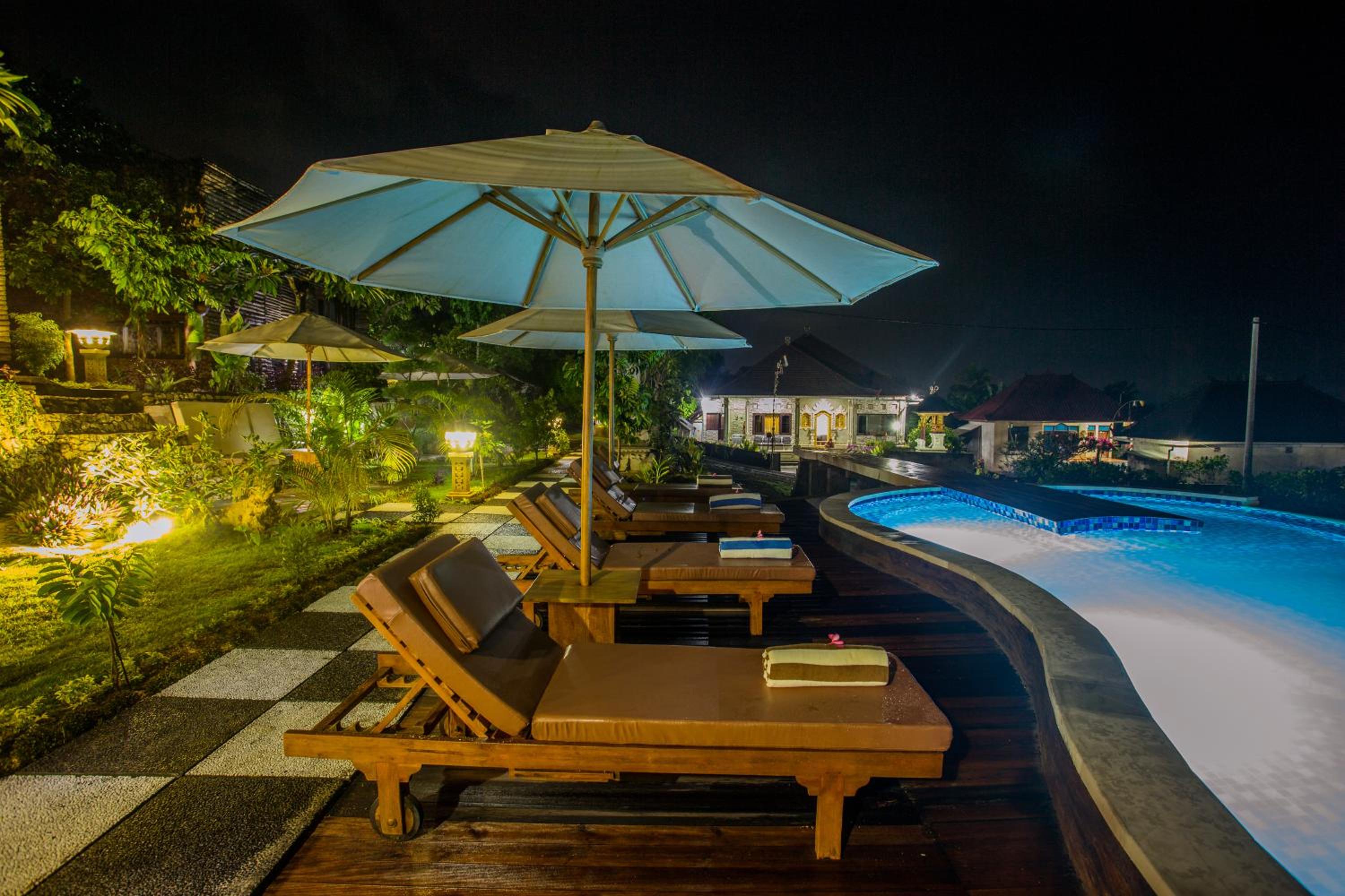Kabeh Jati Garden Villa & Restaurant