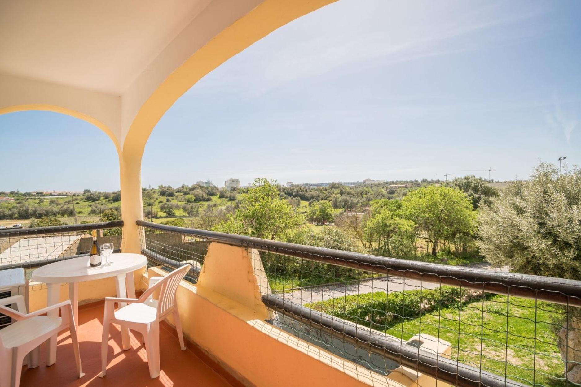 H10-104 Clube Brisamar view 4