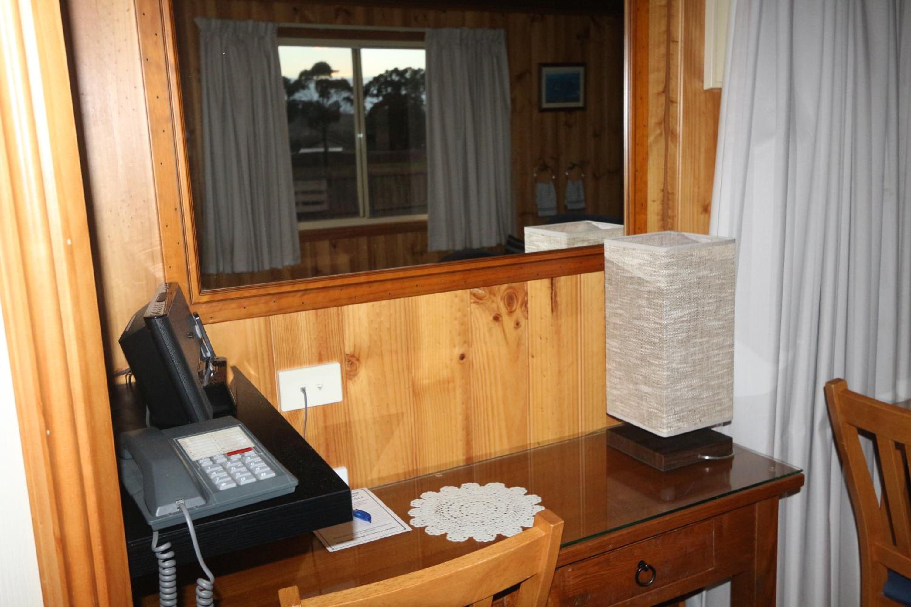 Swansea Cottages & Lodge Suites