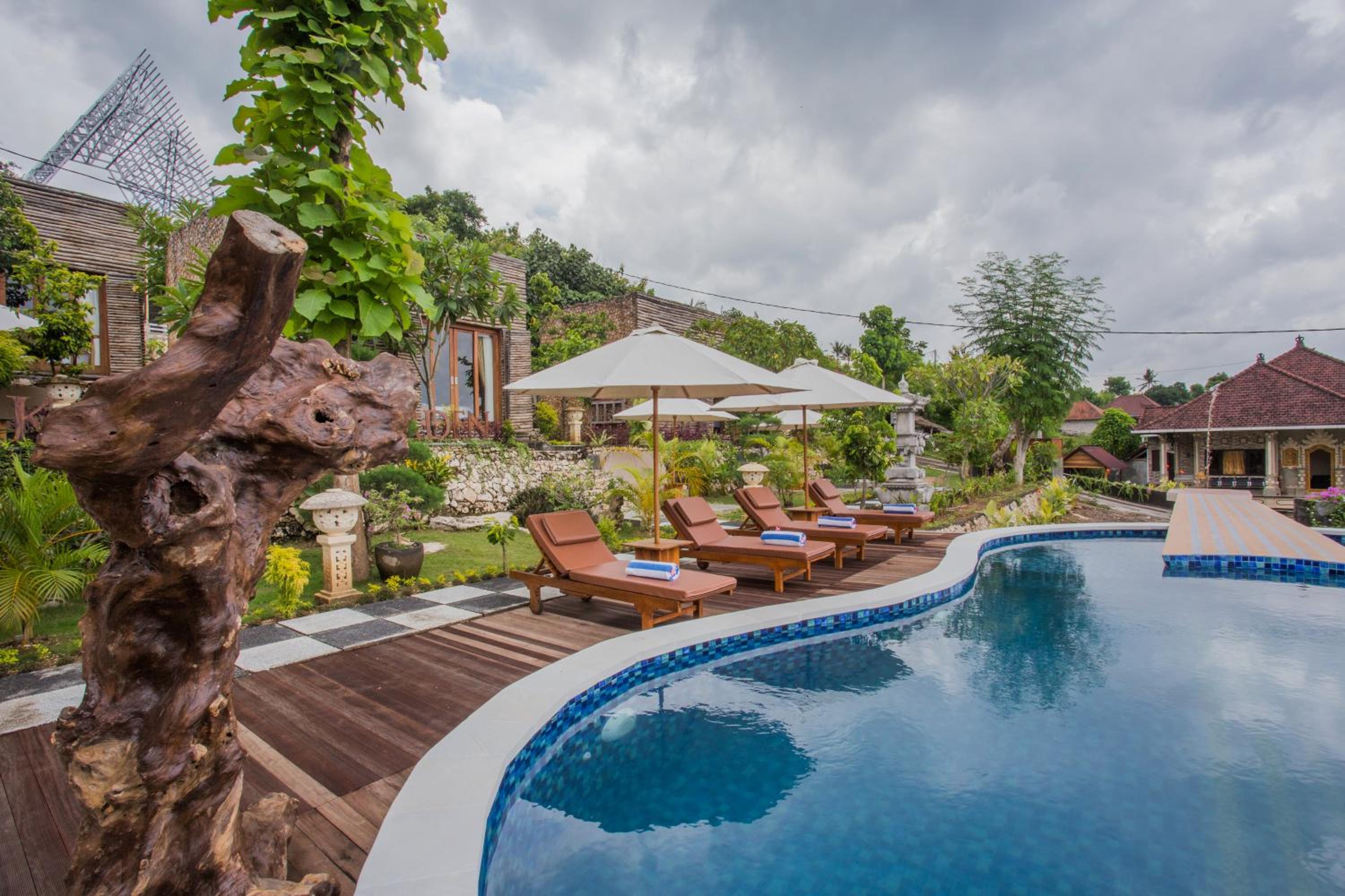 Kabeh Jati Garden Villa & Restaurant