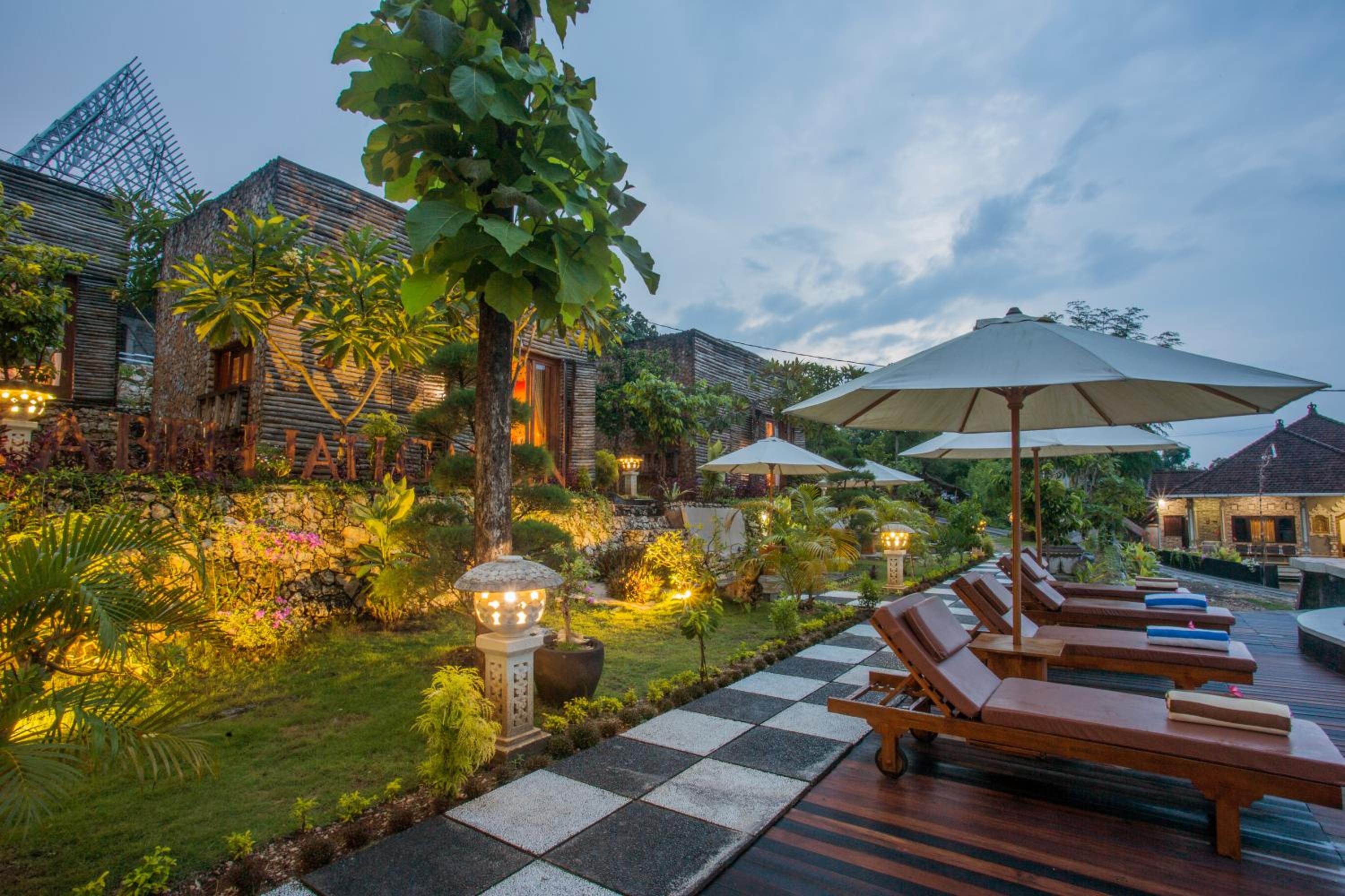 Kabeh Jati Garden Villa & Restaurant