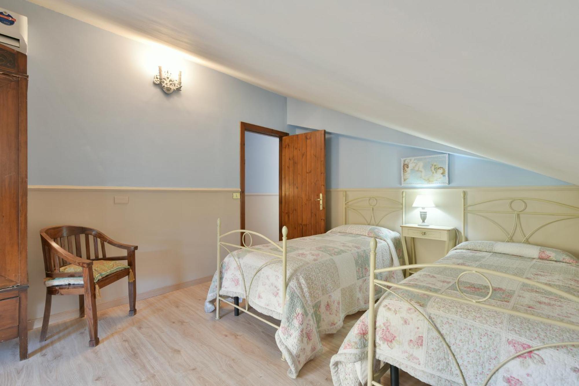 La Bouganville Holiday House photo 2