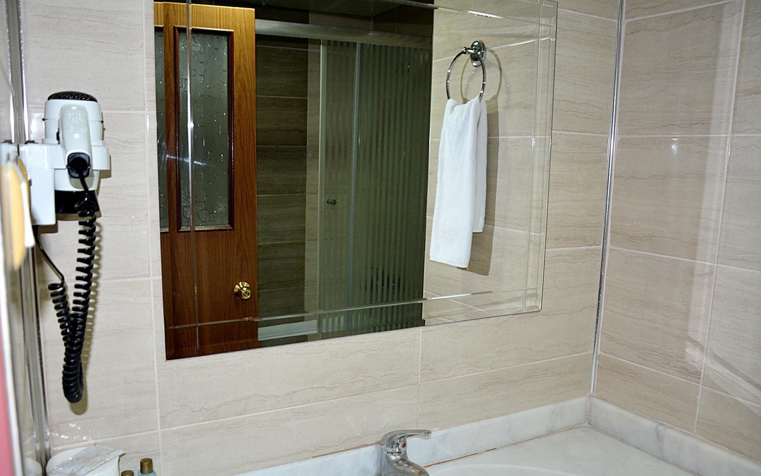 GARDEN KALE THERMAL HOTEL - Property Image 3