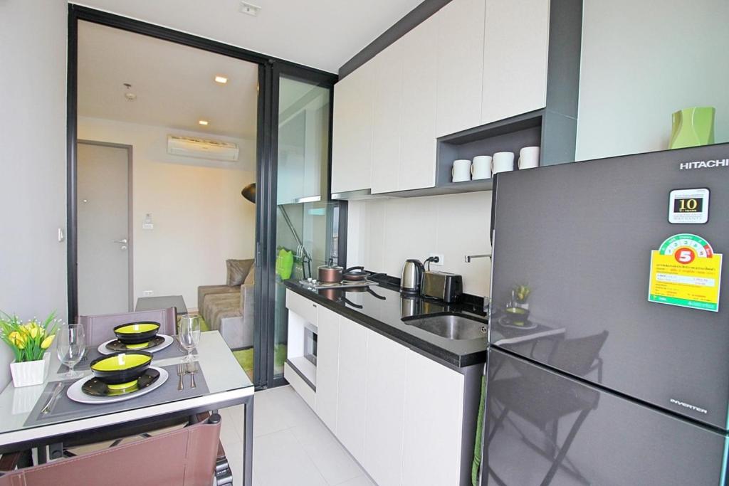 The Base - Large luxury, 1 Bedroom, Sea View - Pattaya City Centre - 963 view 4