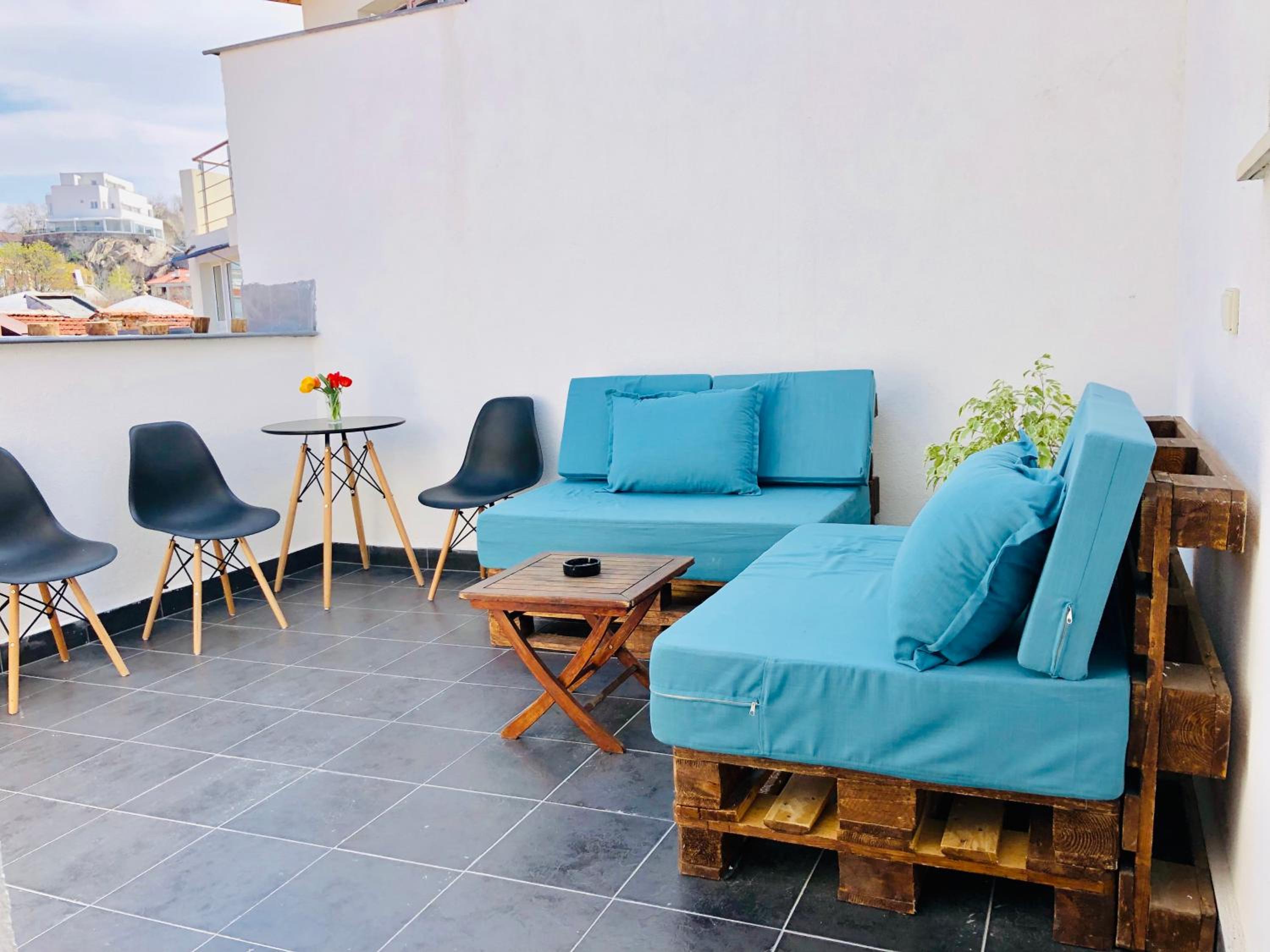 SKYLER GUEST HOUSE