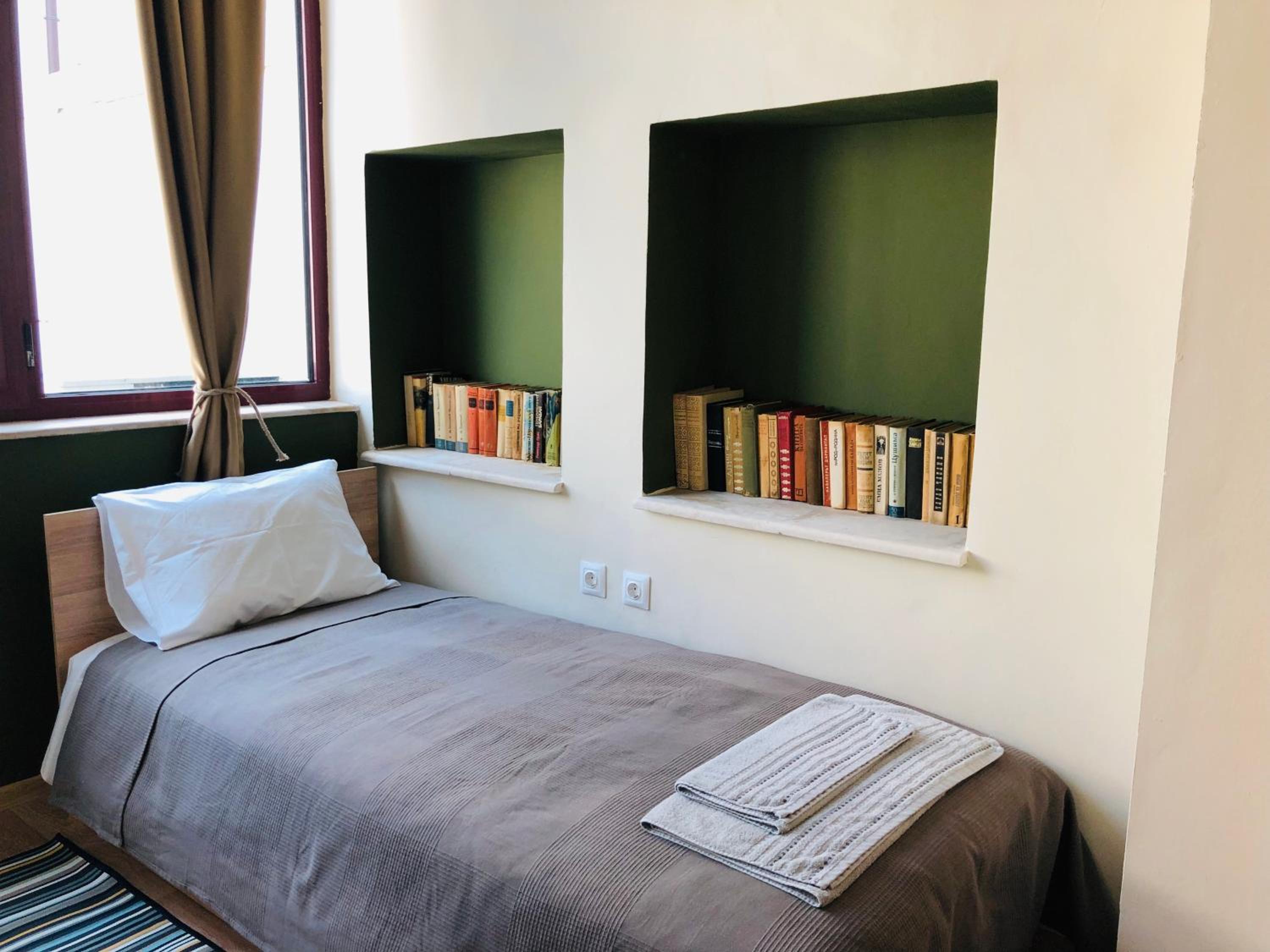 SKYLER GUEST HOUSE