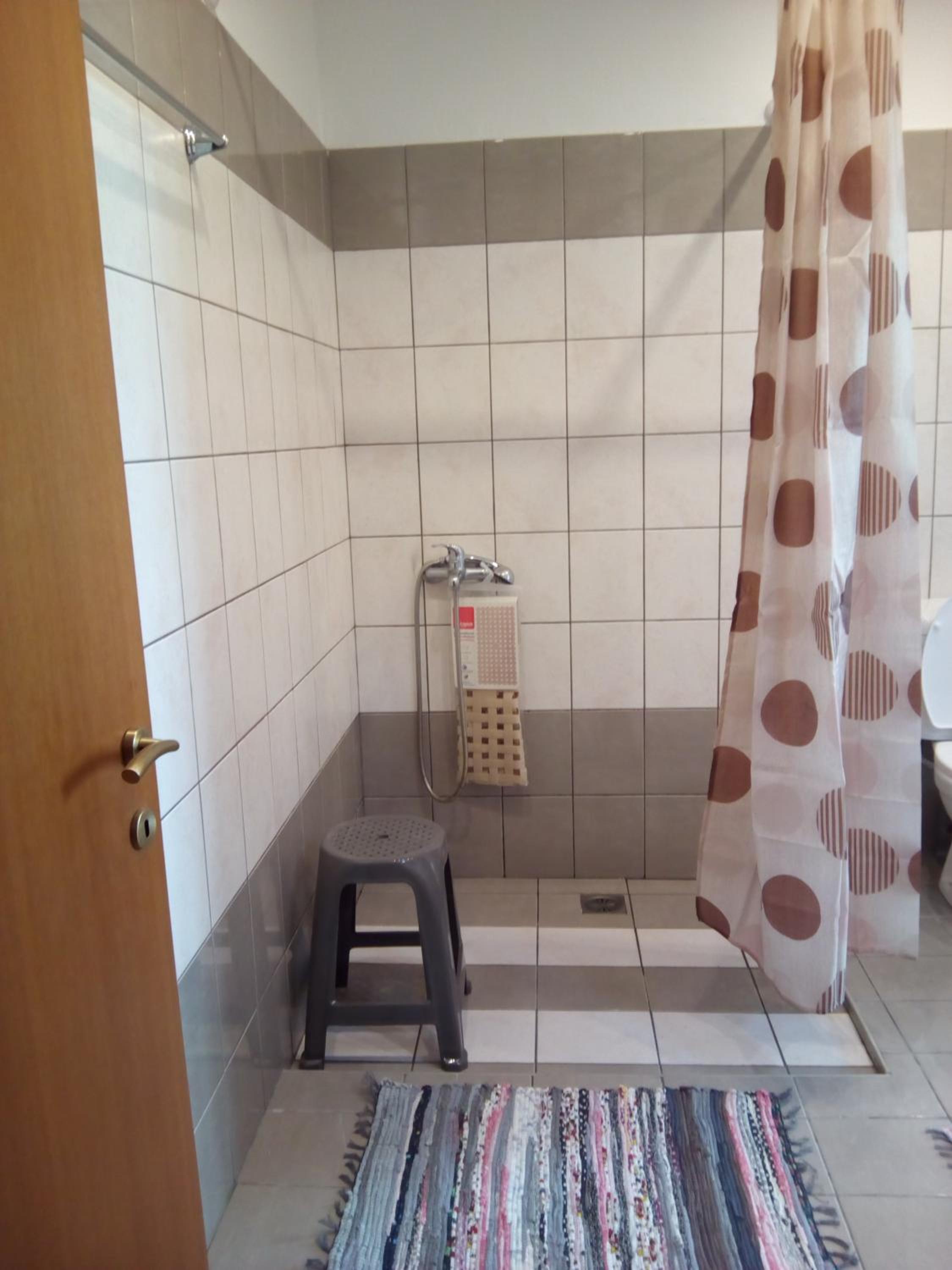 Photo 46