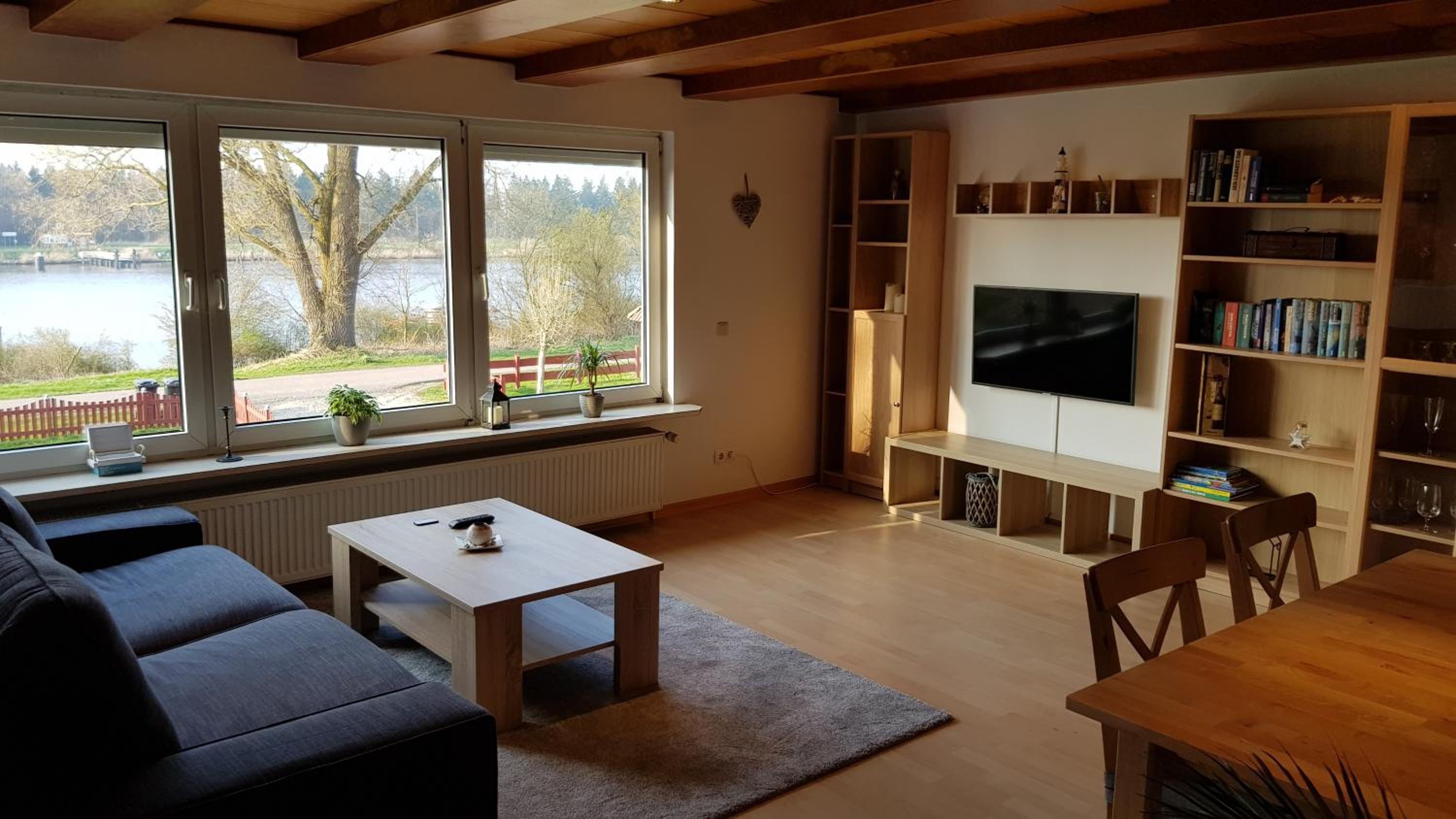 Ferienwohnung mit wunderschönem Blick auf den Nord-Ostsee-Kanal view 4
