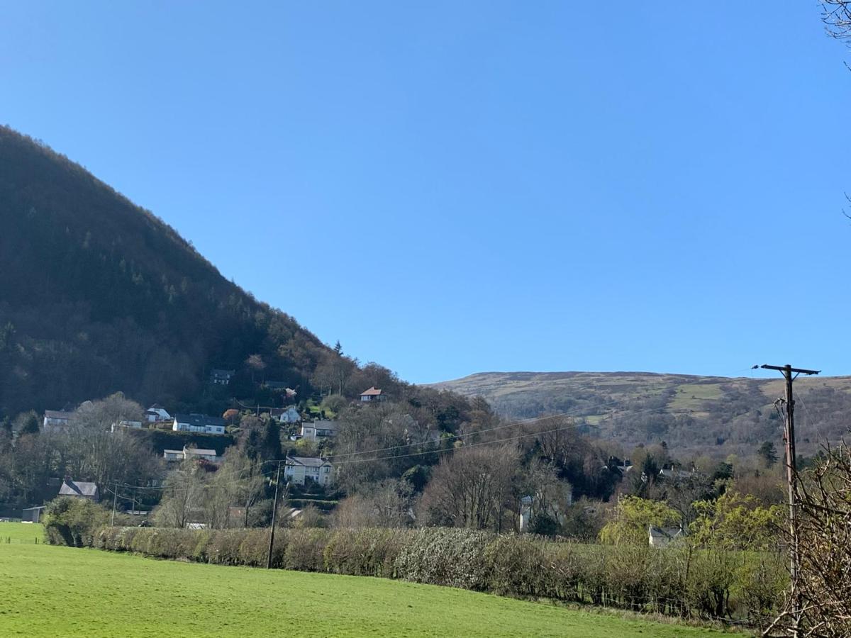 B&B Ty Cornel view 2