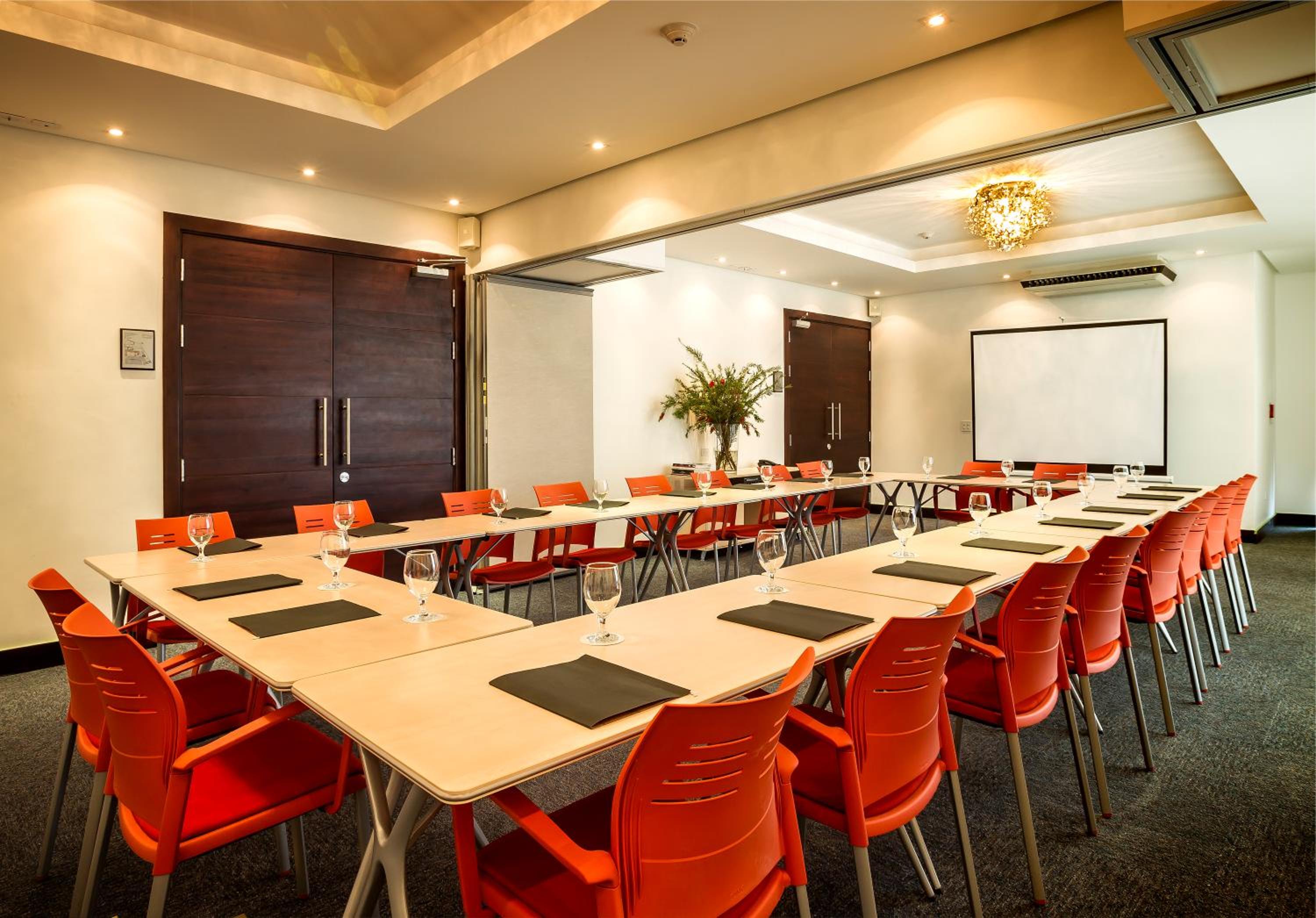 Hotel Elements Hotel Boutique - Image 1