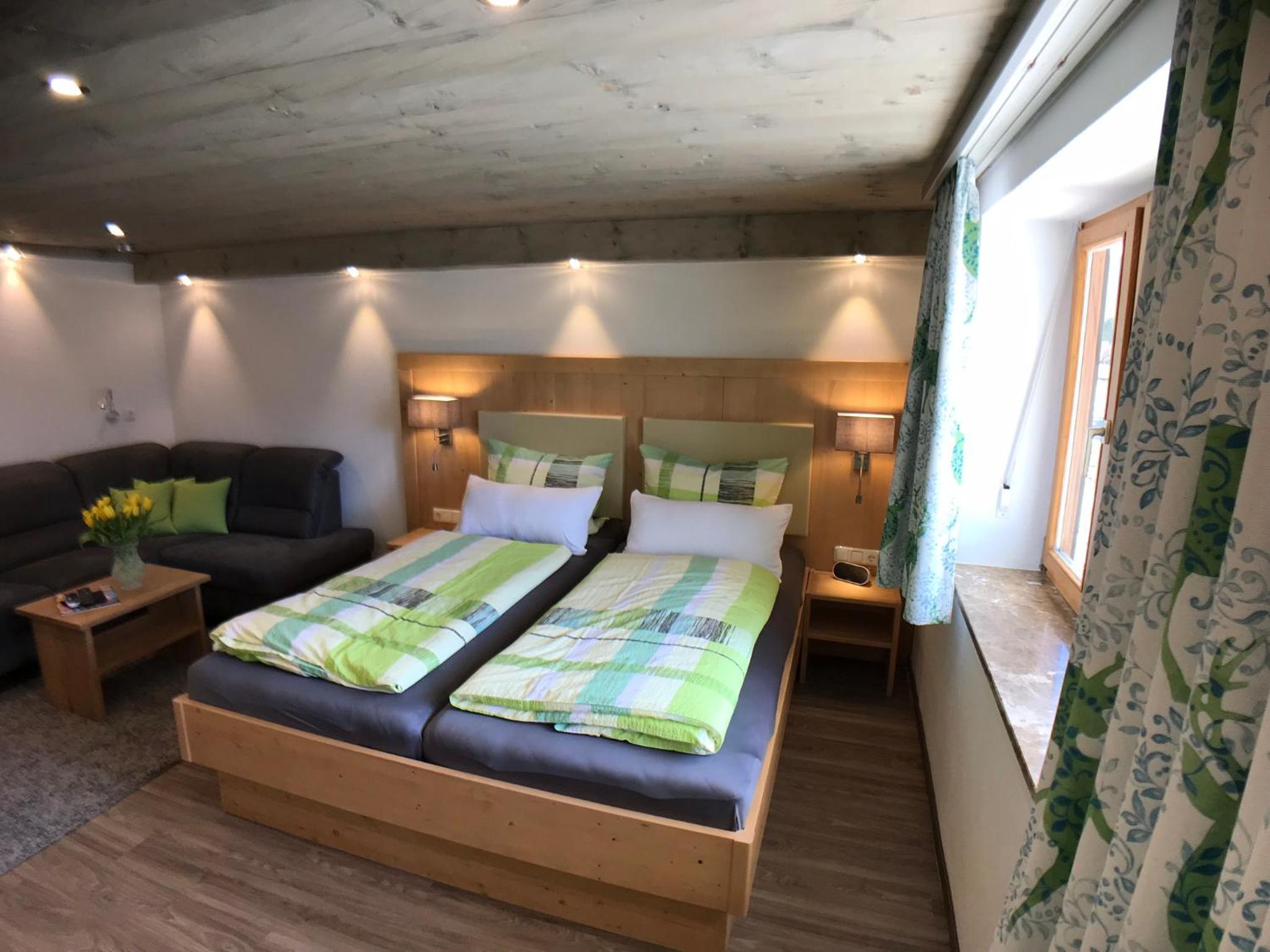 Gästehaus Amort Ferienwohnung view 2