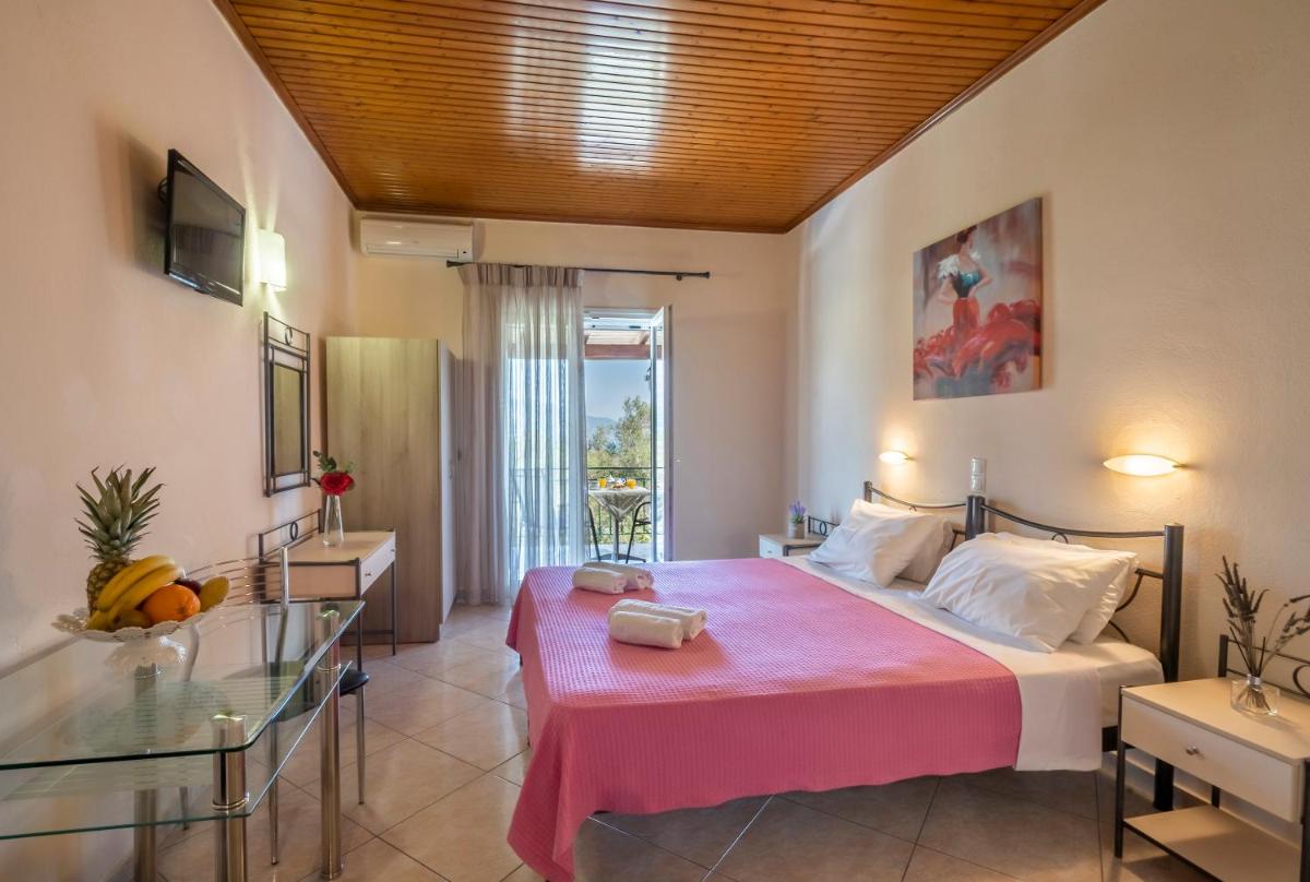 Ziogas Luxury Apartments photo 5