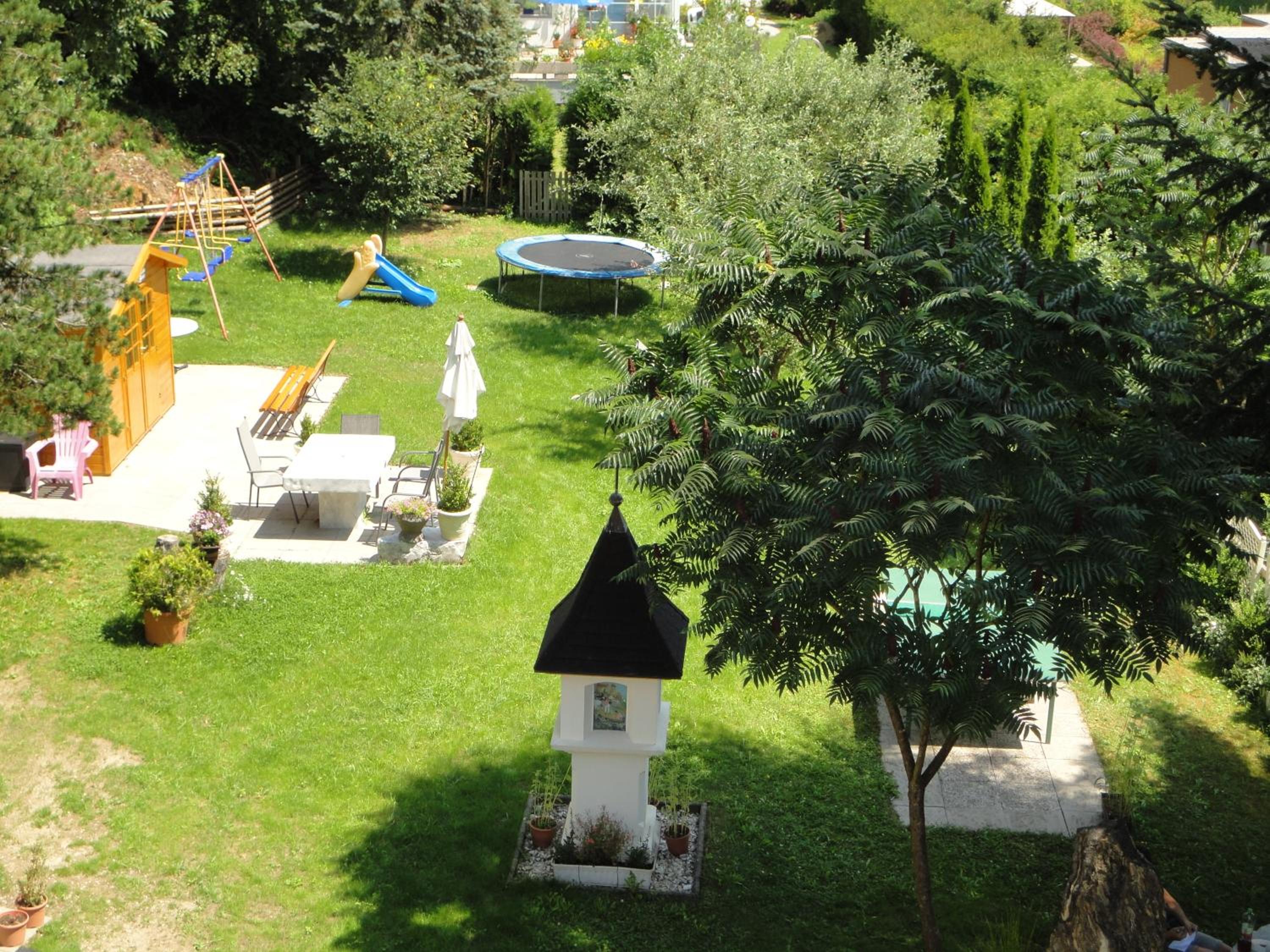 Photo 28