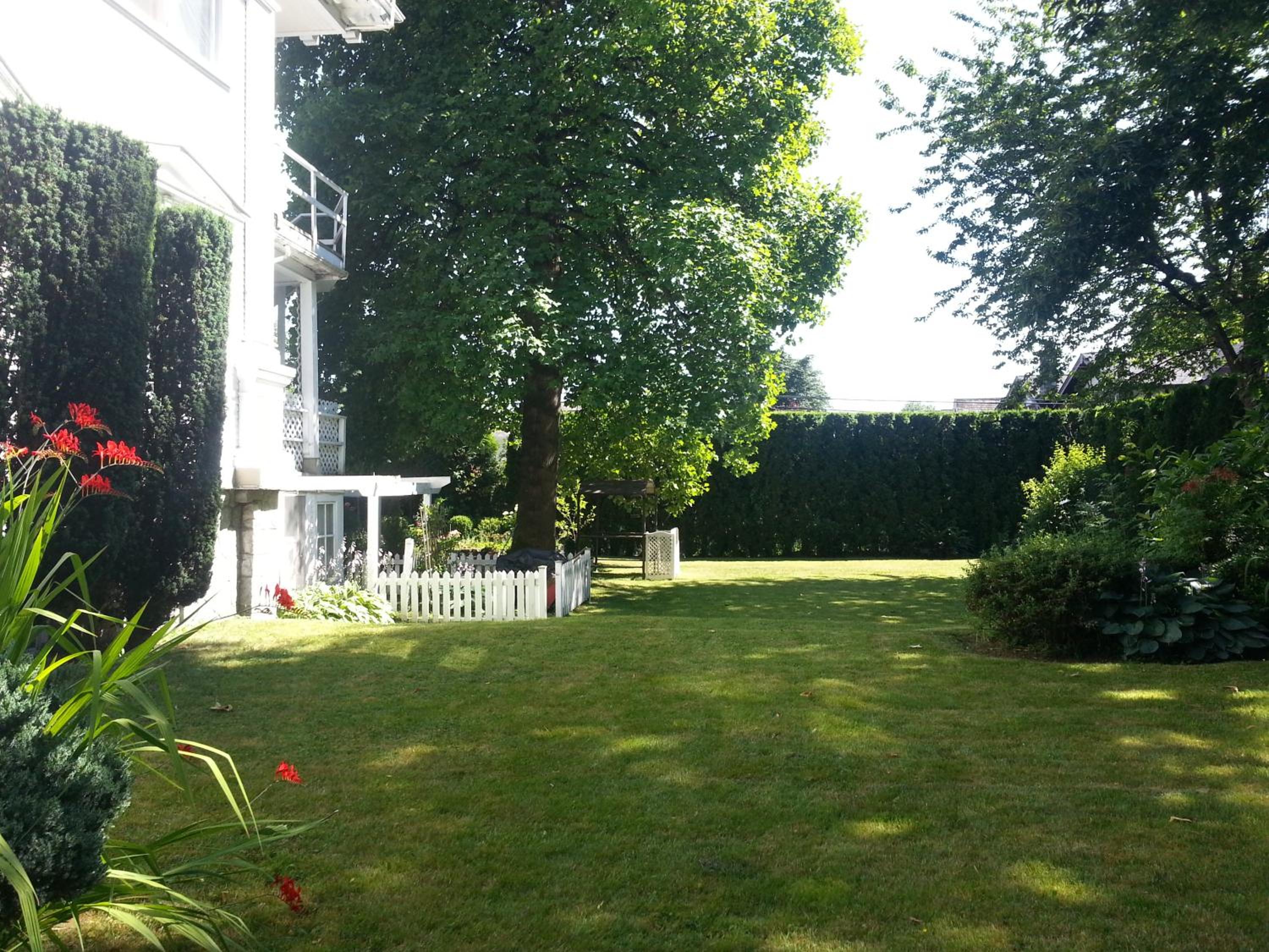 Balfour House