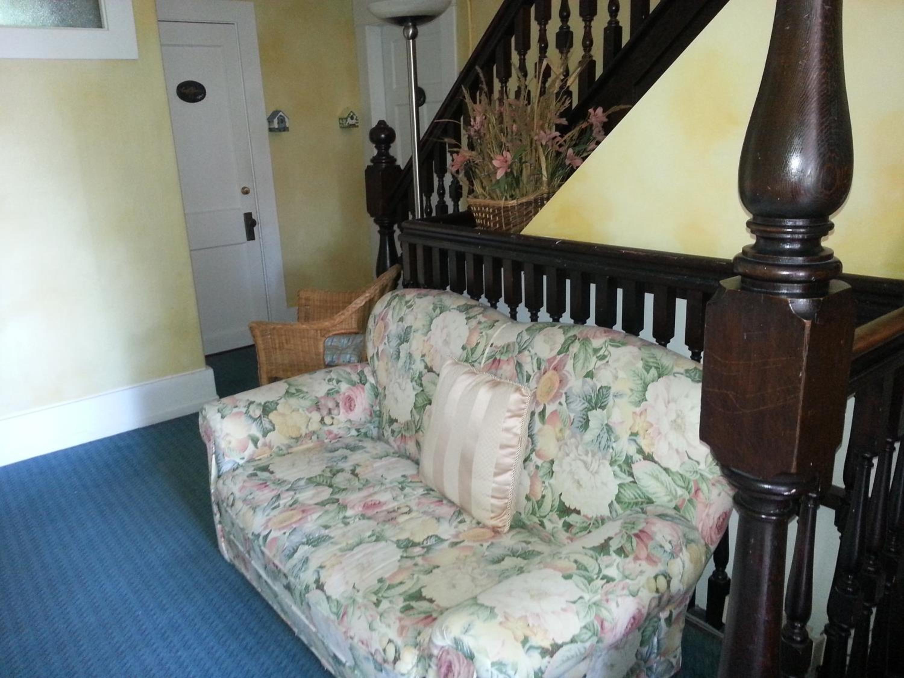 Balfour House