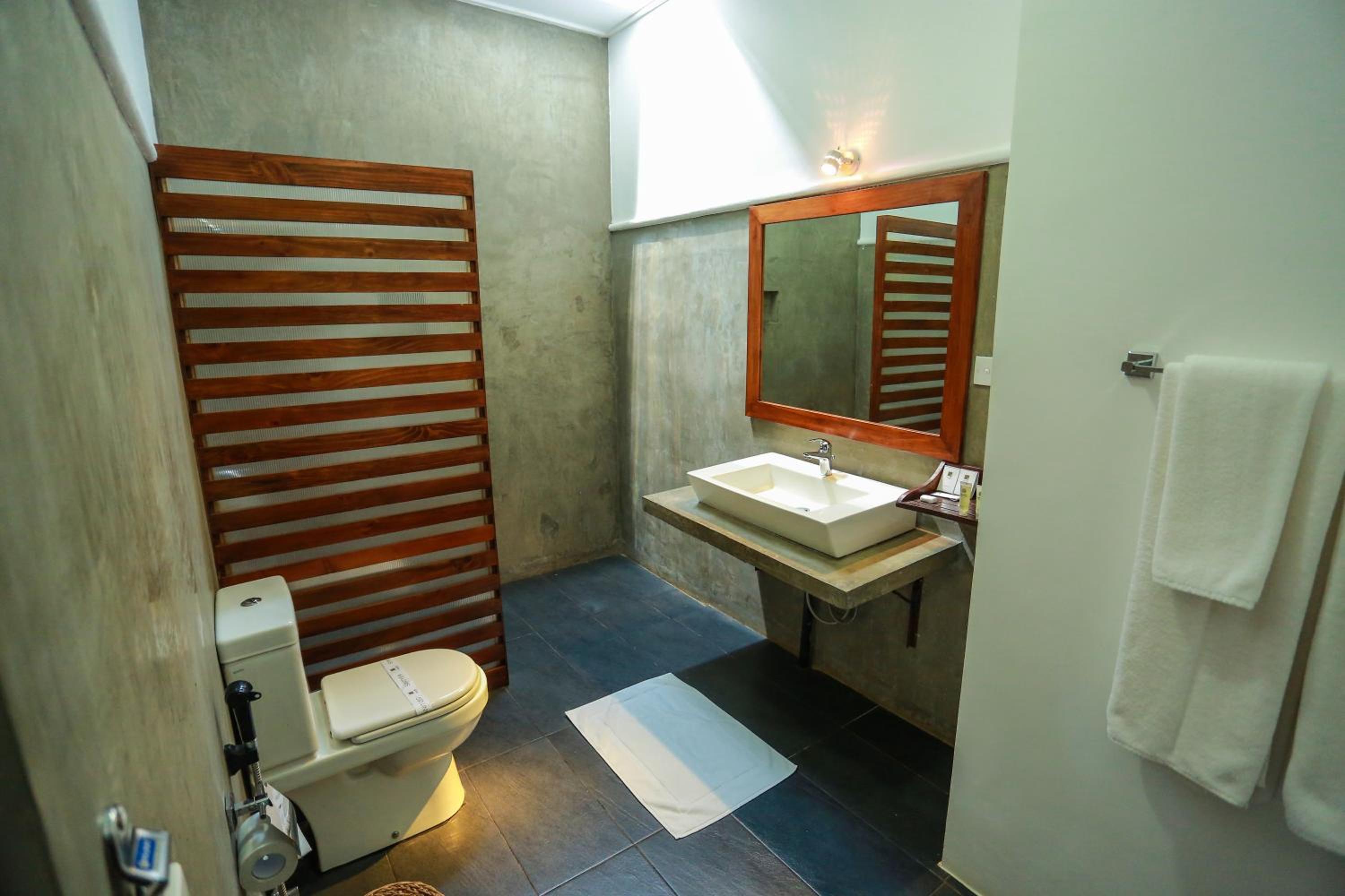 Camellia Resort and Spa