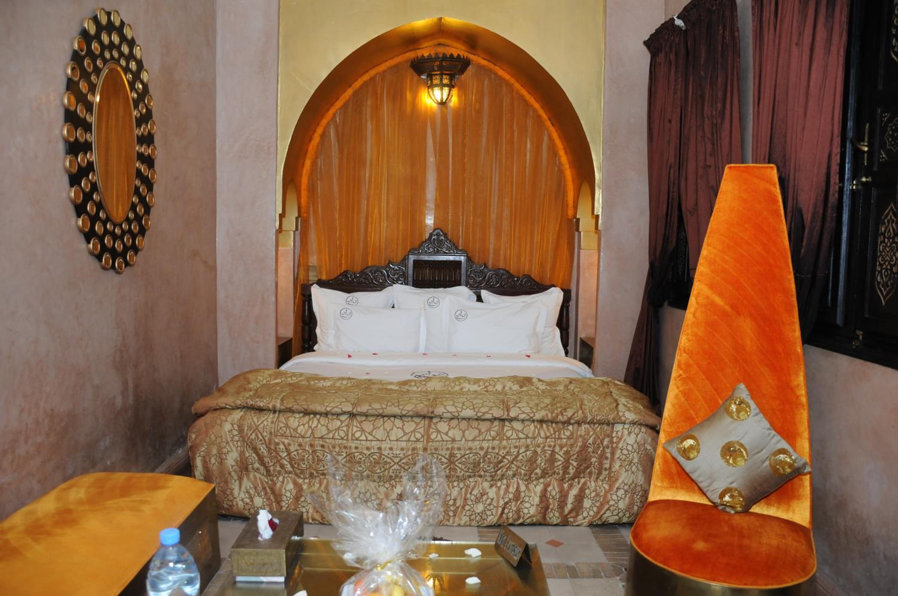Riad Wow — 14