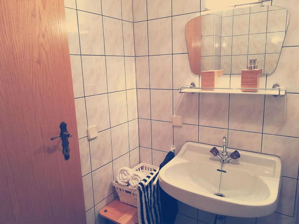 Photo 33