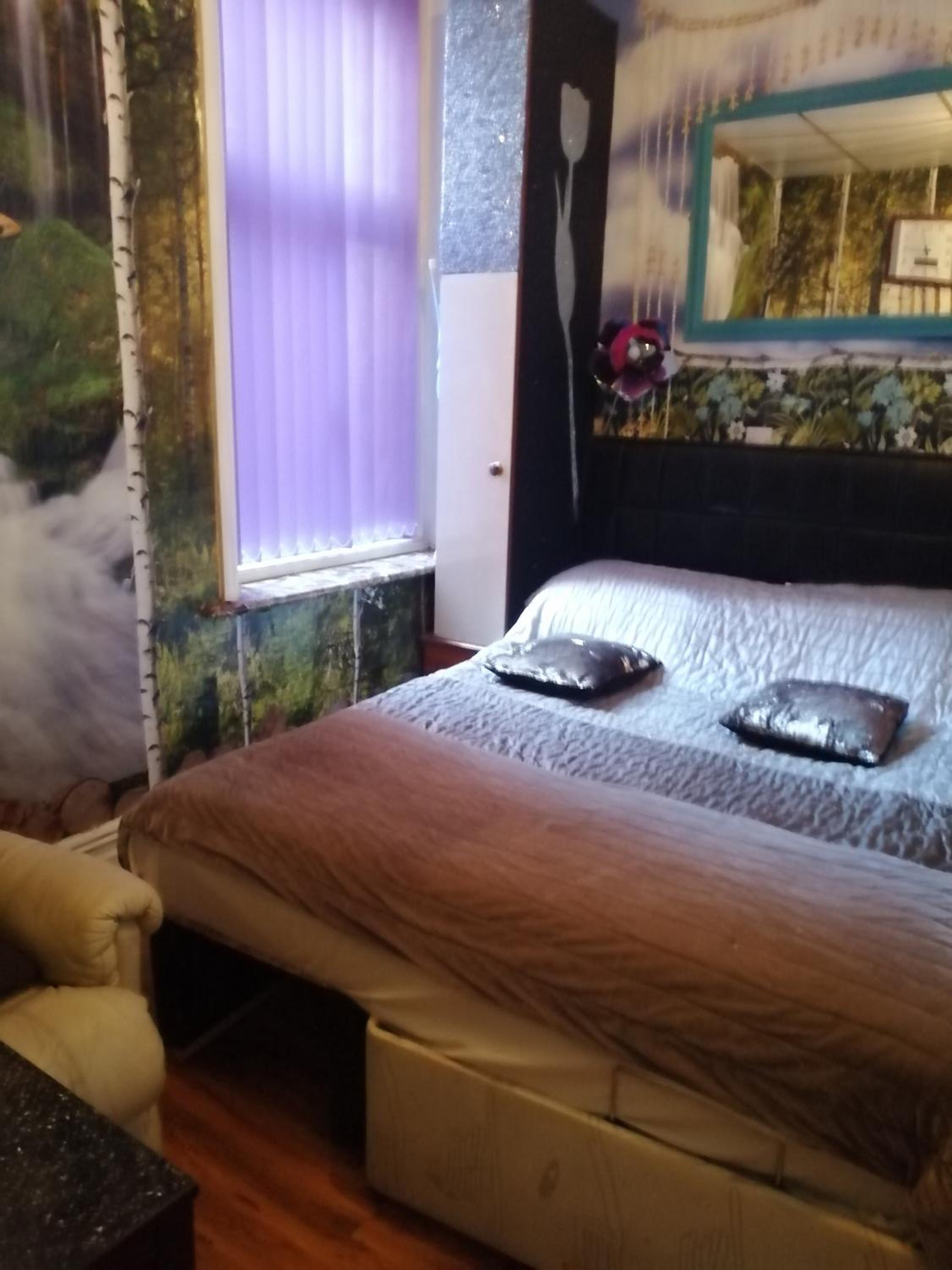 K.k's North Station Self catering holiday apartments