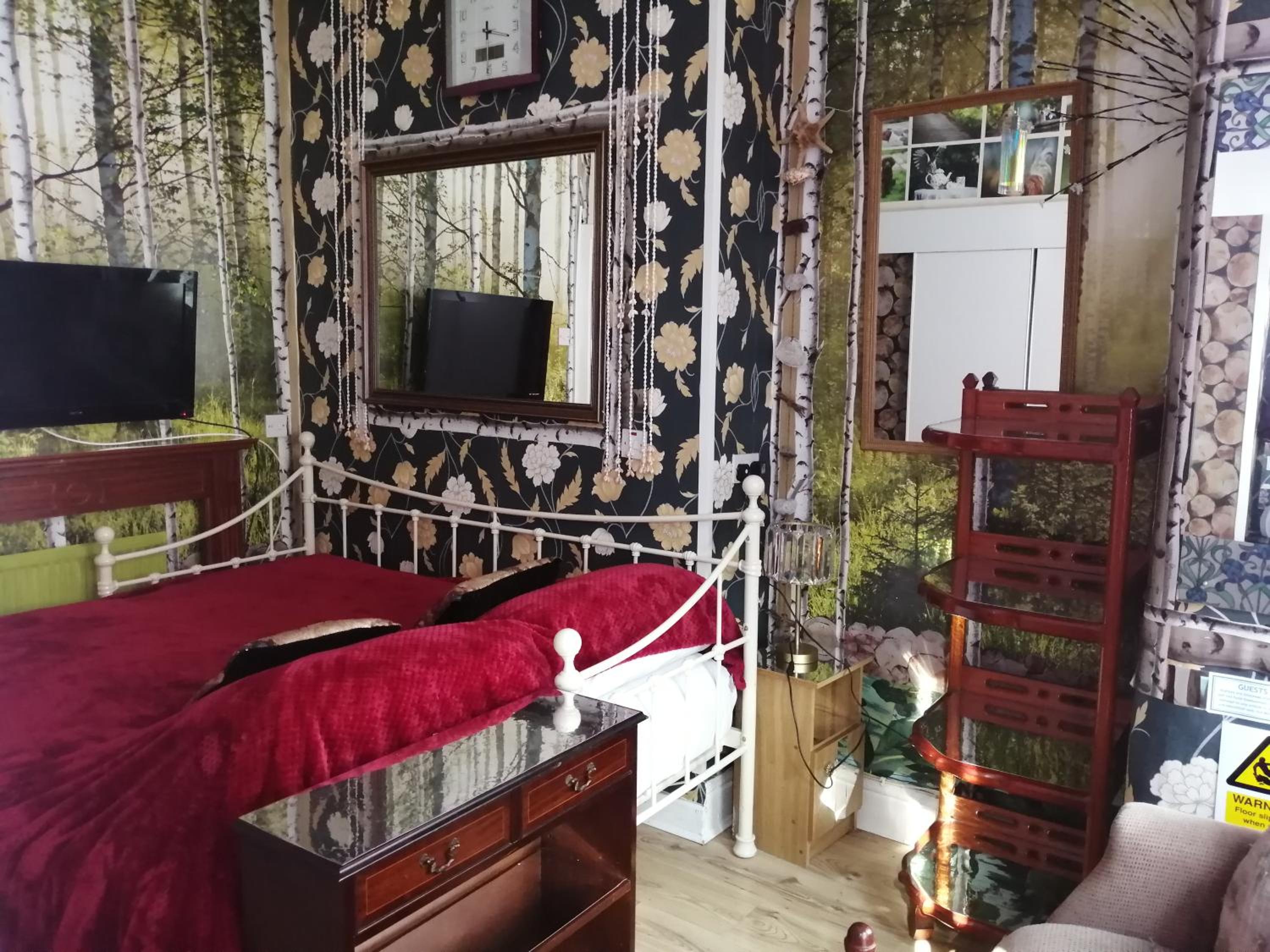 K.k's North Station Self catering holiday apartments