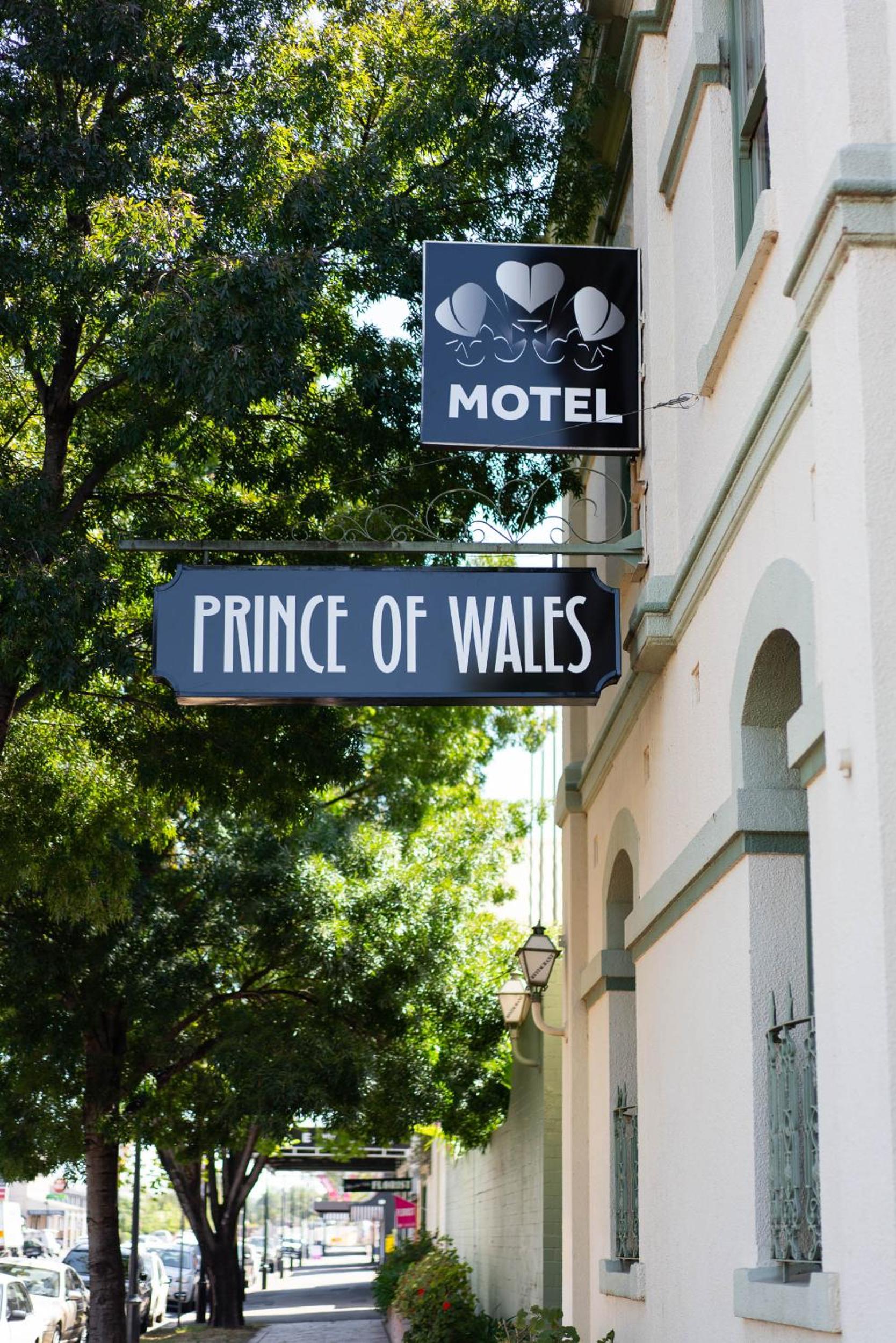 Hotel Prince of Wales Hotel - Image 1