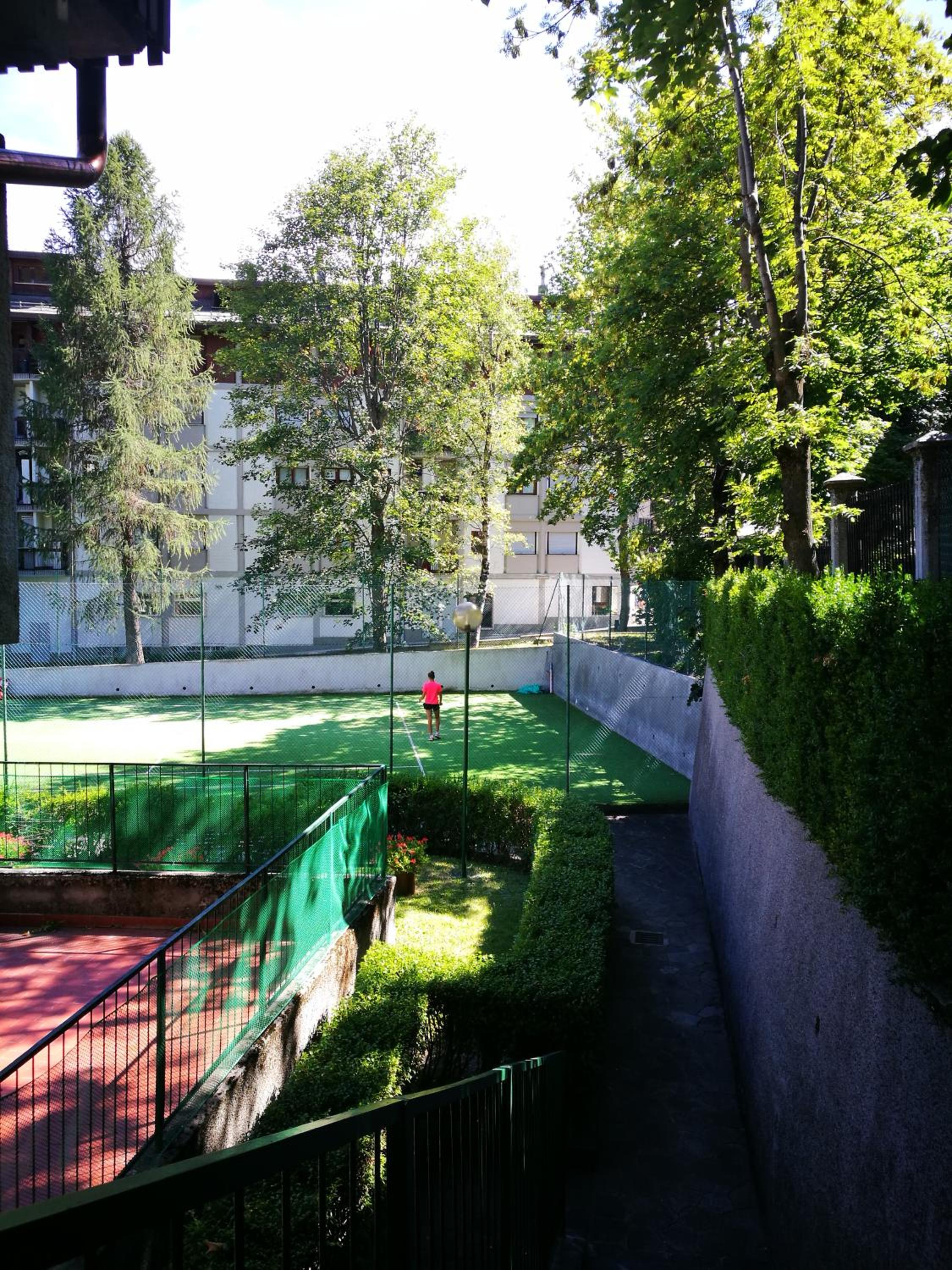 Photo 6