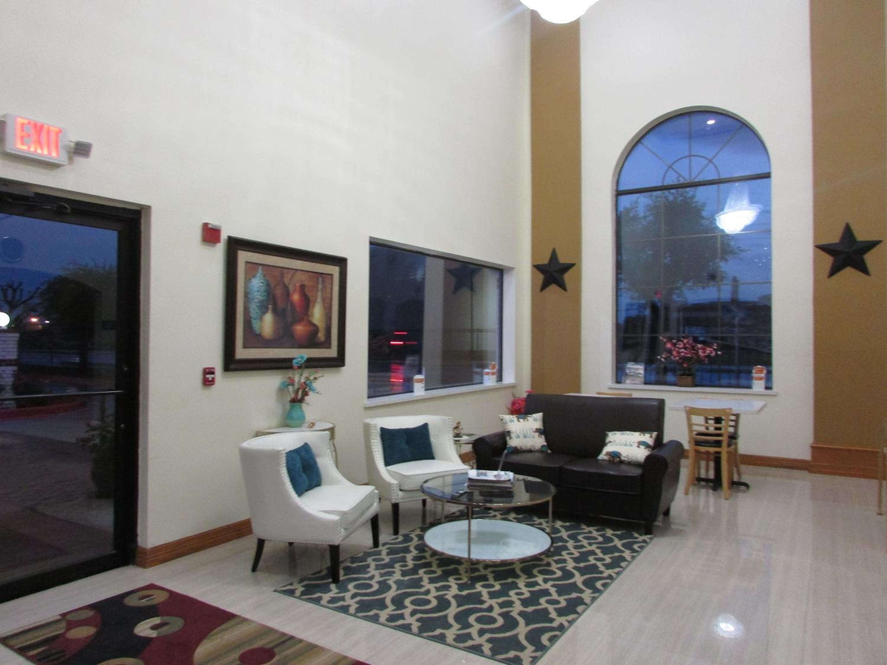 Rodeway Inn Suites - Property Image 17