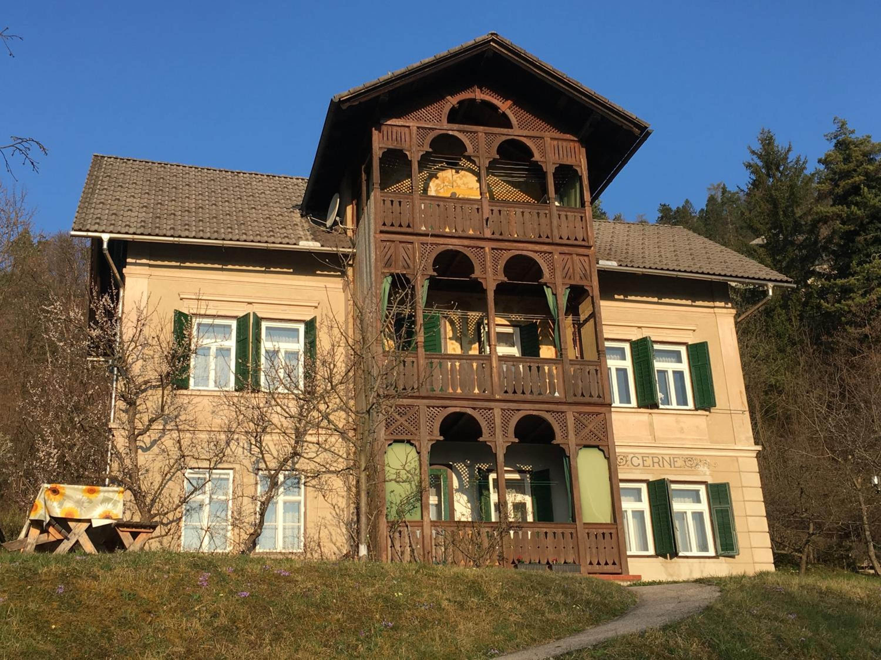 Photo 16