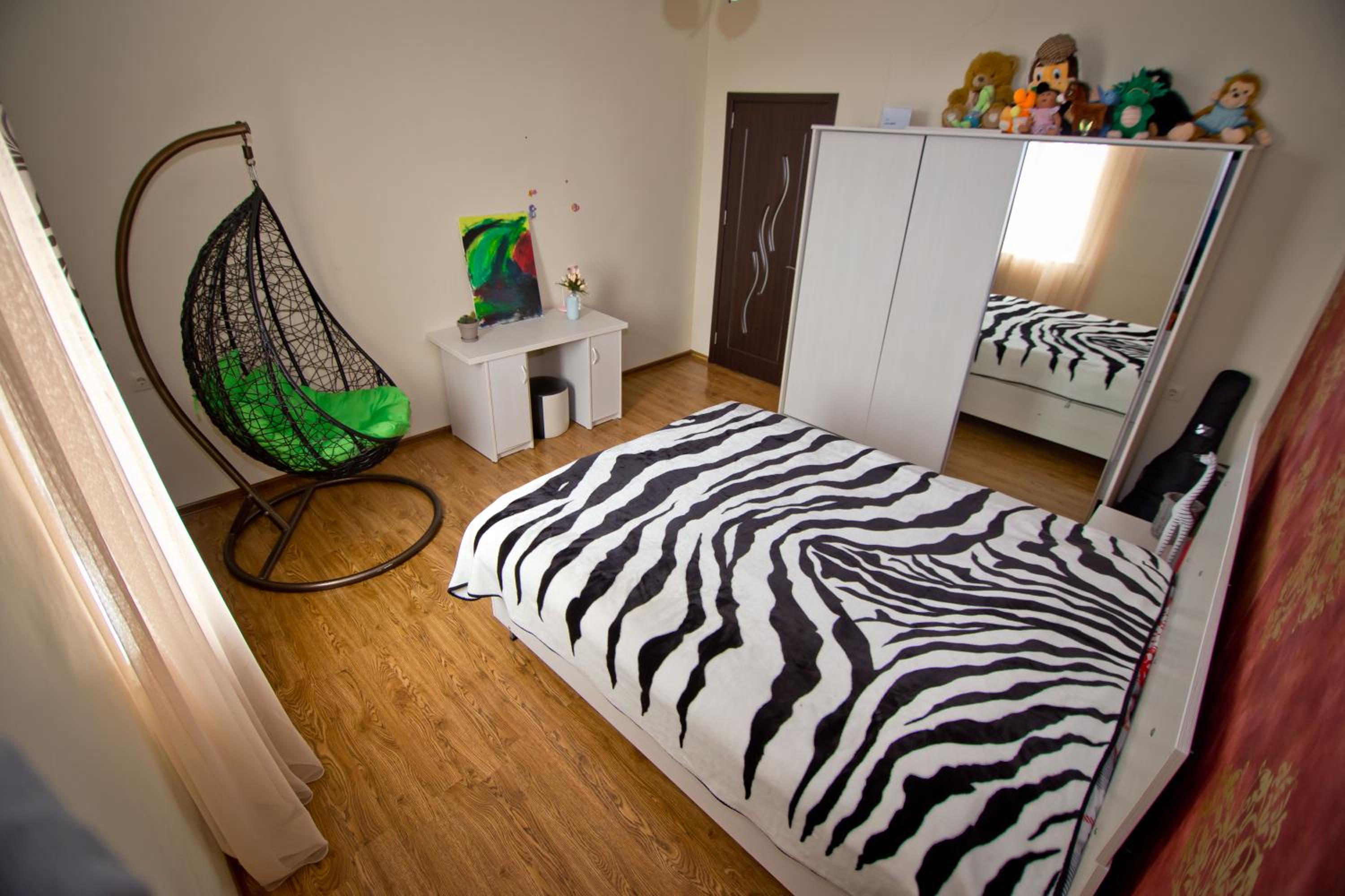 Photo 48