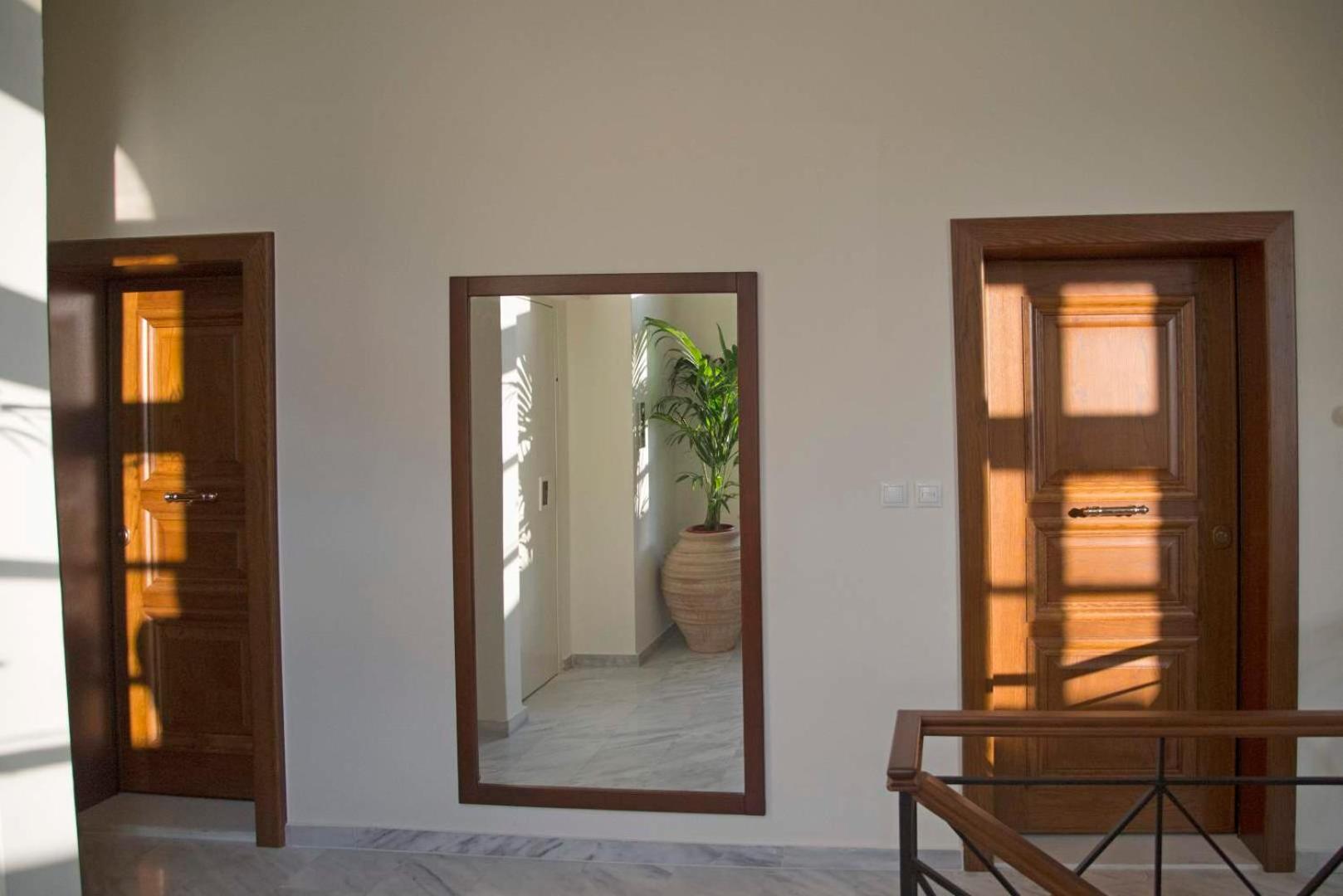 Four Streets Athens - Luxury Suites Apartments in Athens