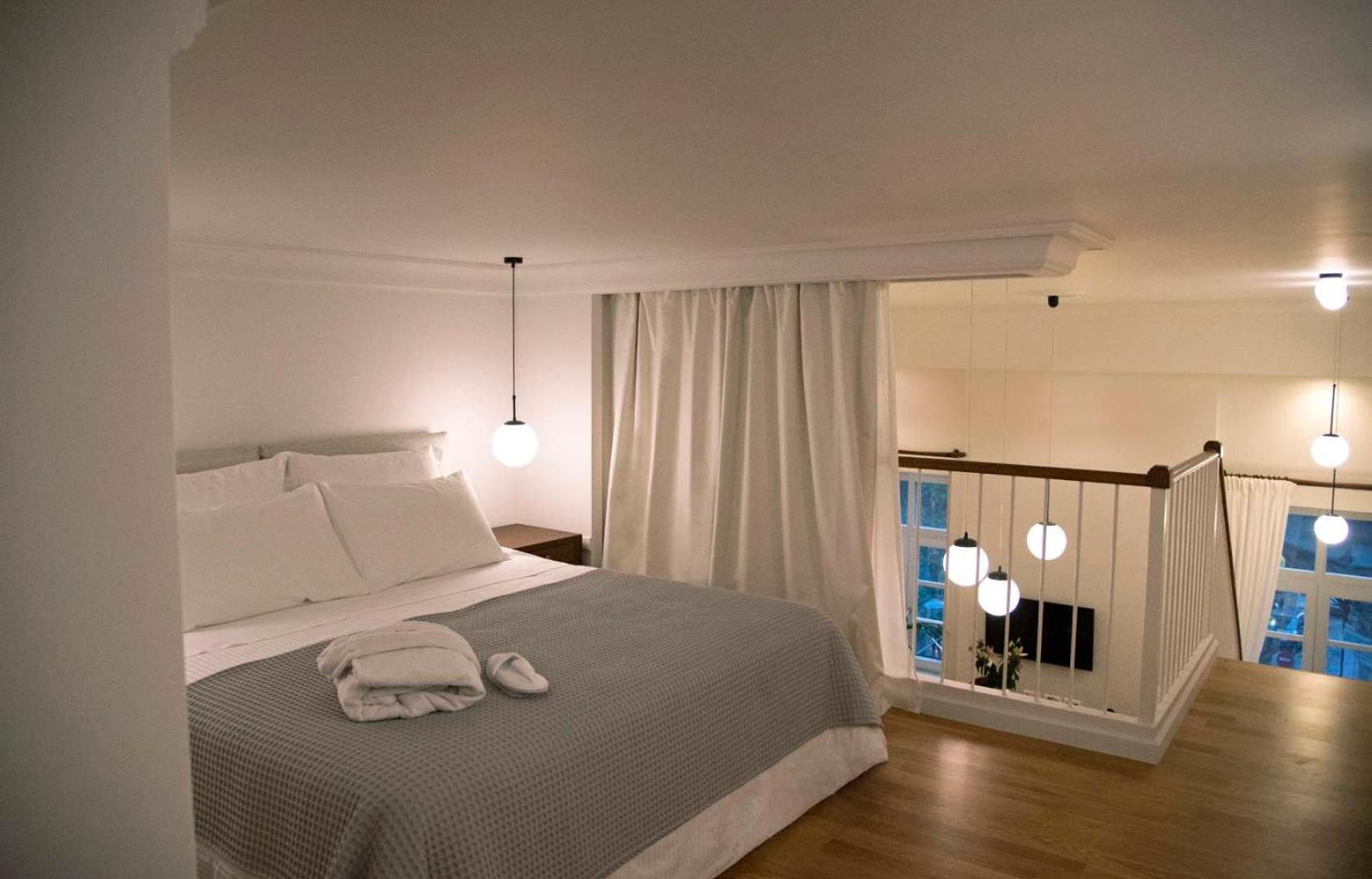 Four Streets Athens - Luxury Suites Apartments in Athens
