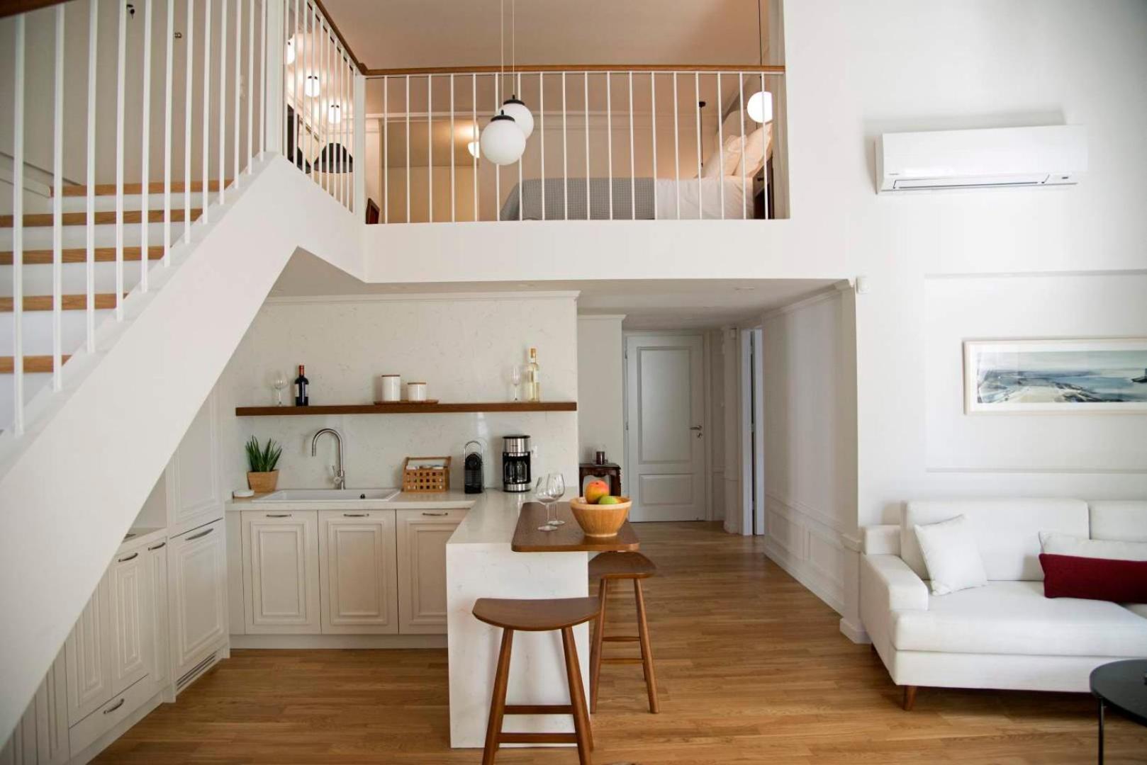 Four Streets Athens - Luxury Suites Apartments in Athens
