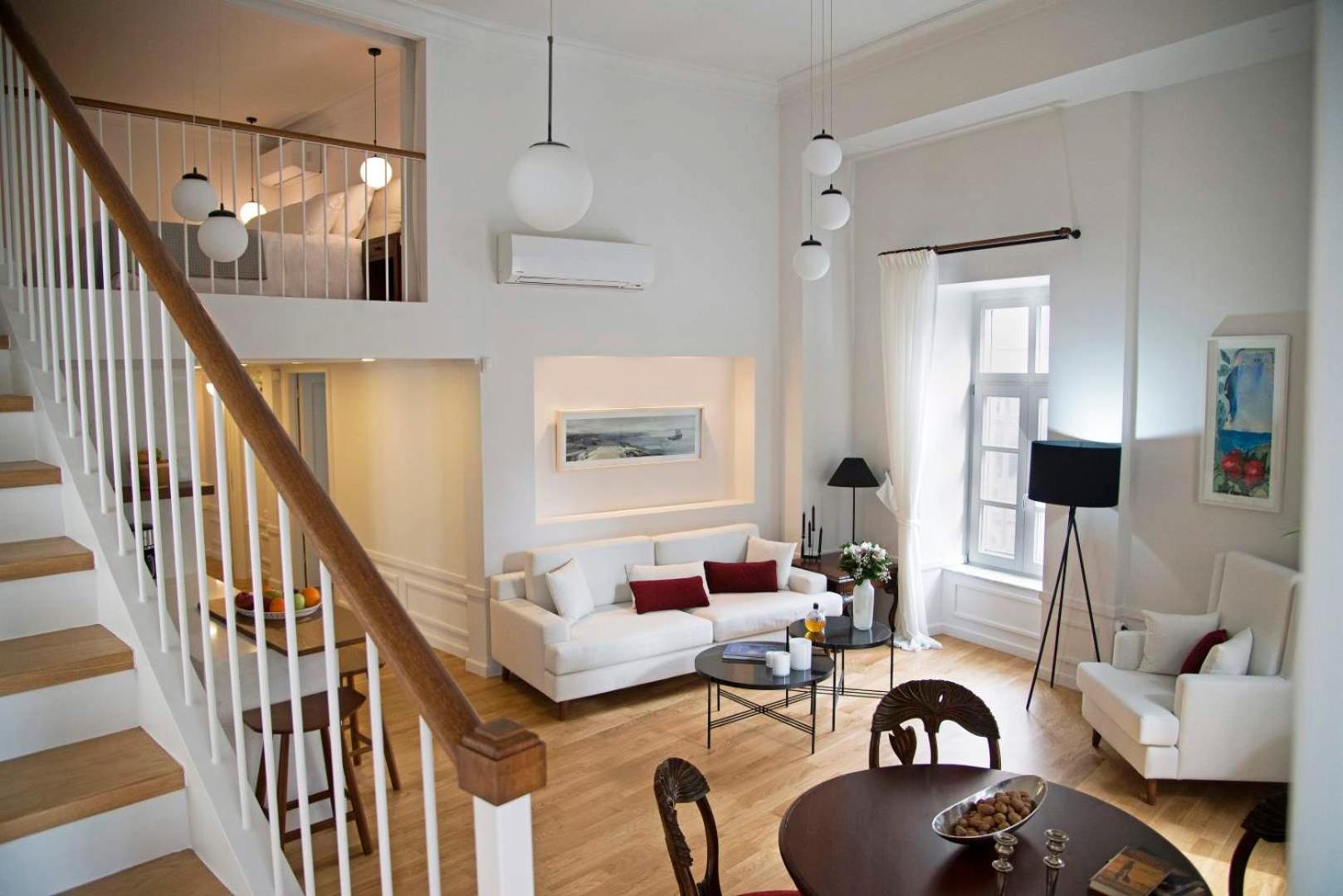 Four Streets Athens - Luxury Suites Apartments in Athens