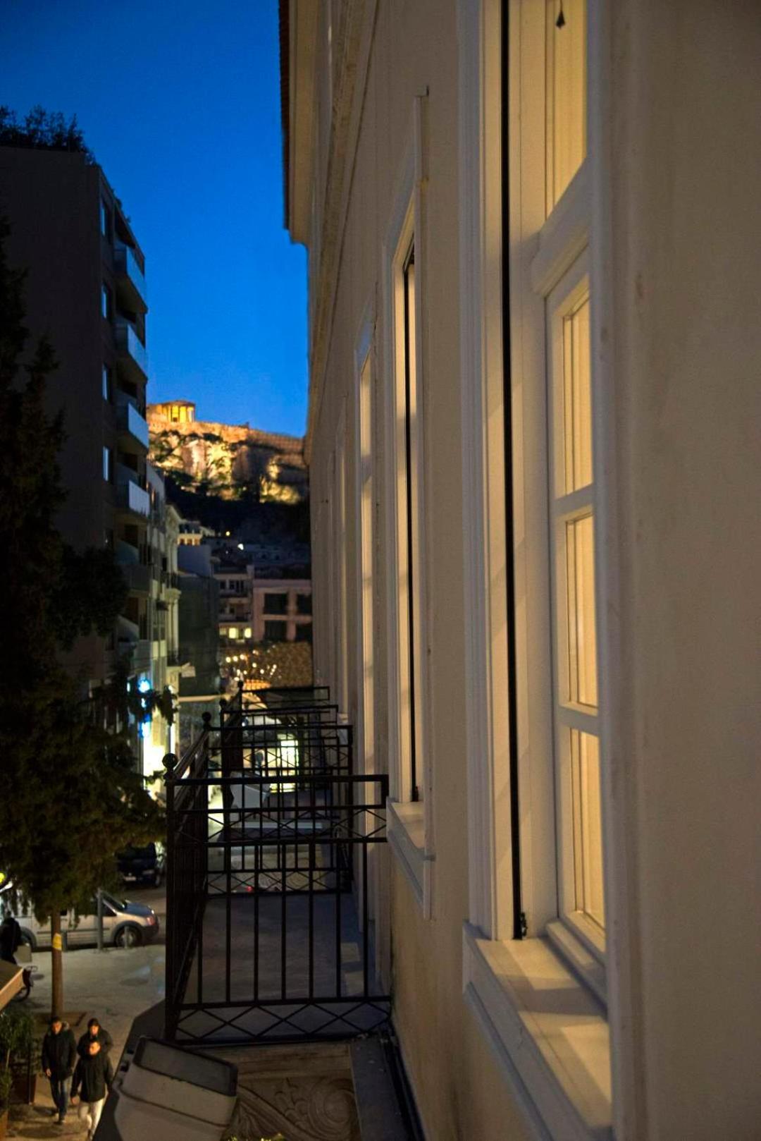 Four Streets Athens - Luxury Suites Apartments in Athens