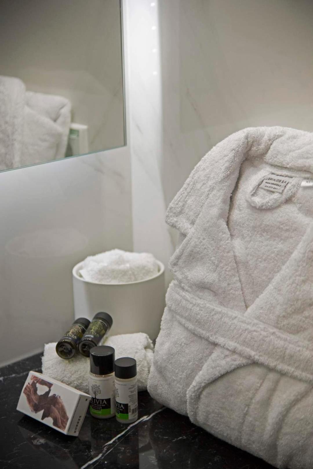 Four Streets Athens - Luxury Suites Apartments in Athens