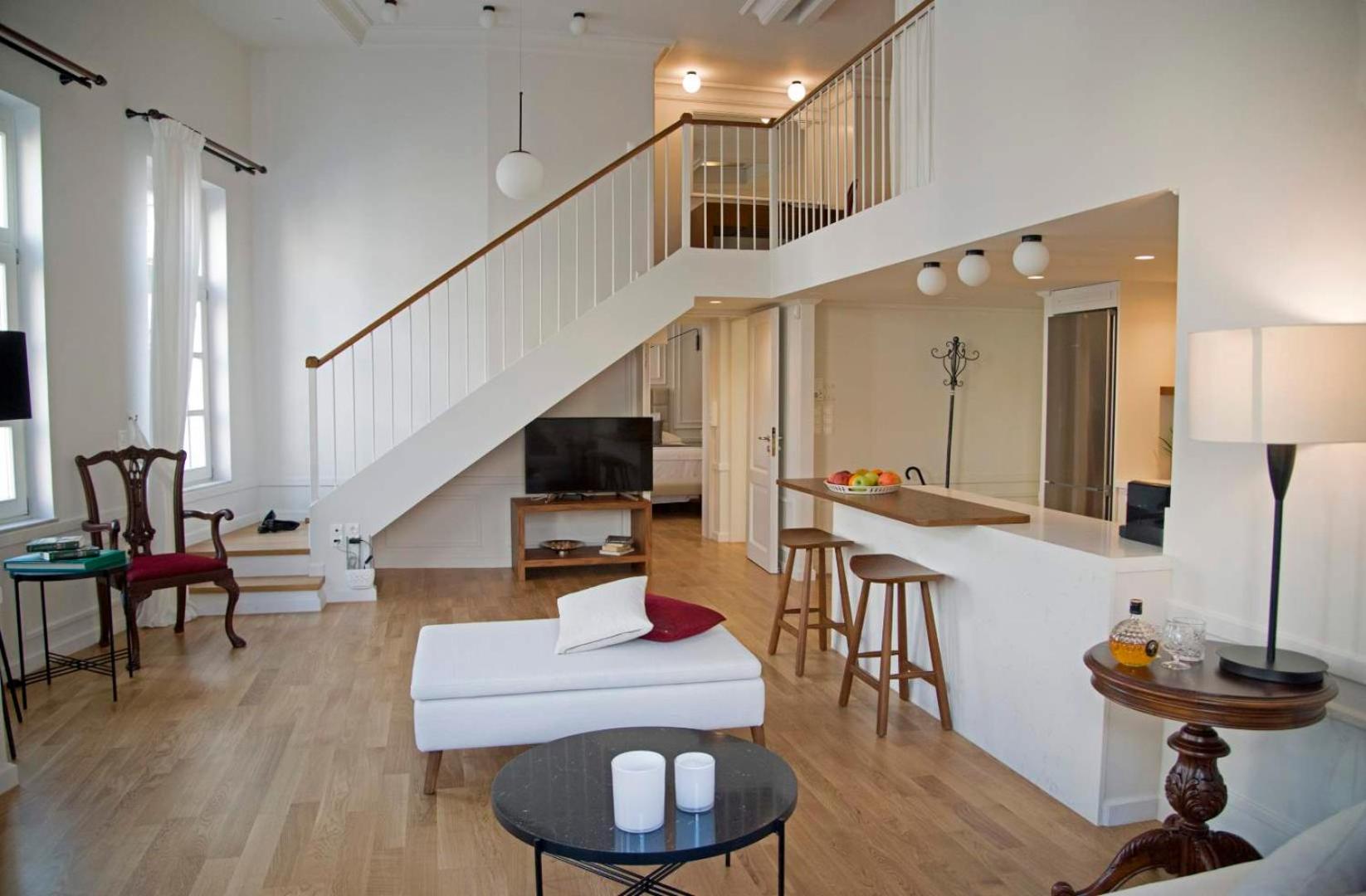 Four Streets Athens - Luxury Suites Apartments in Athens