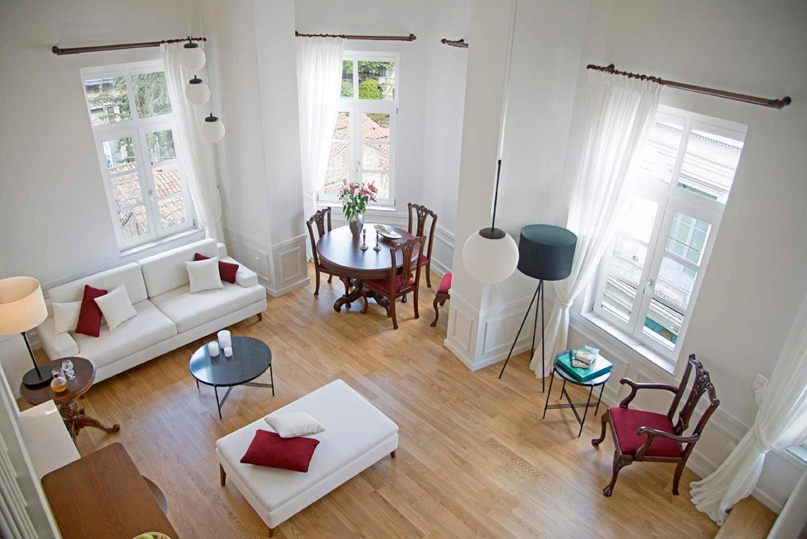 Four Streets Athens - Luxury Suites Apartments in Athens